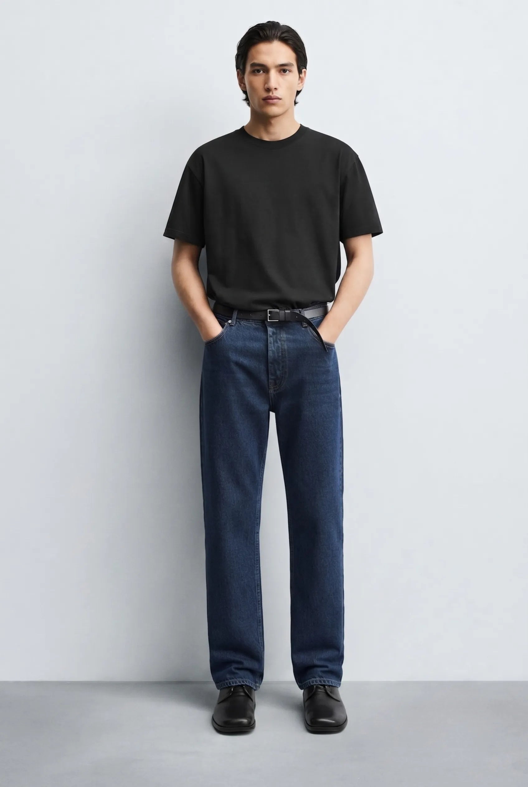 Color Hunt Men's Straight Fit Dark Blue Jeans
