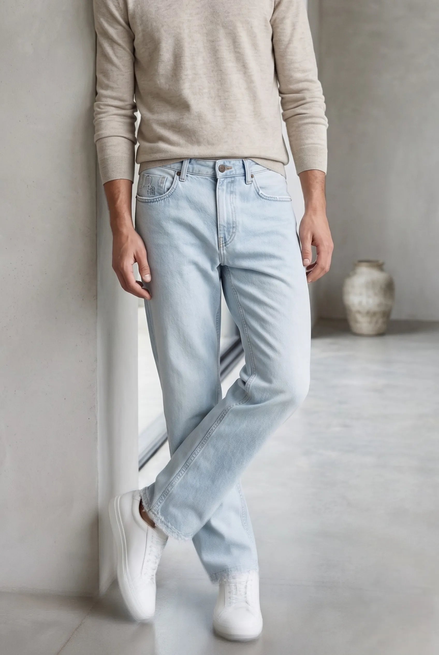 Color Hunt Men's Light Blue Washed Denim Jeans