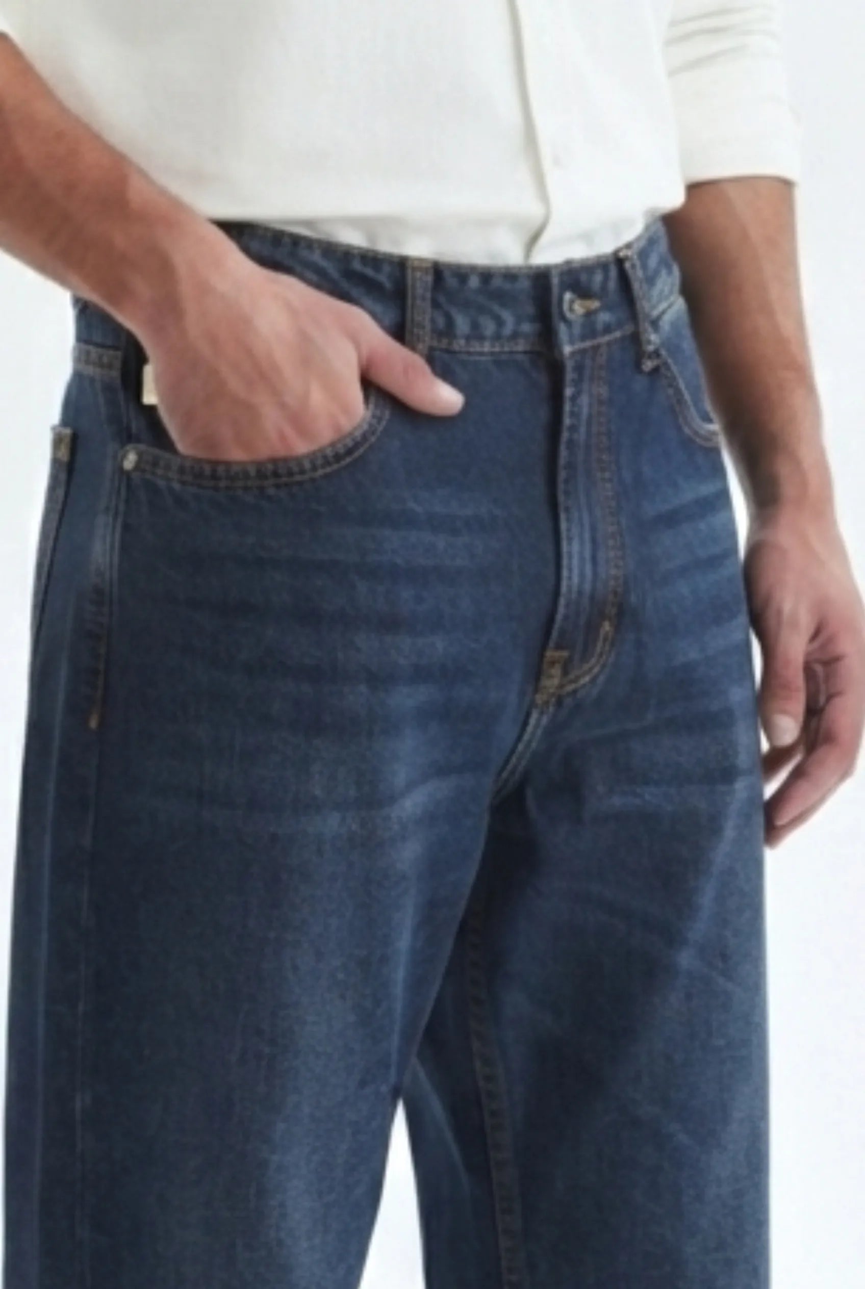 Color Hunt Men's Straight Fit Dark Blue Jeans