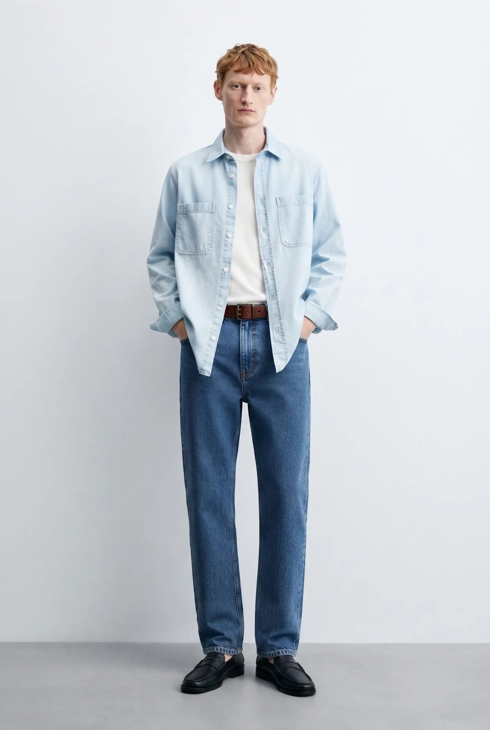Color Hunt Men's Straight Fit Blue Jeans