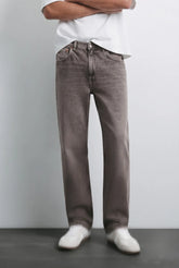Color Hunt Men's Straight Fit Brown Jeans