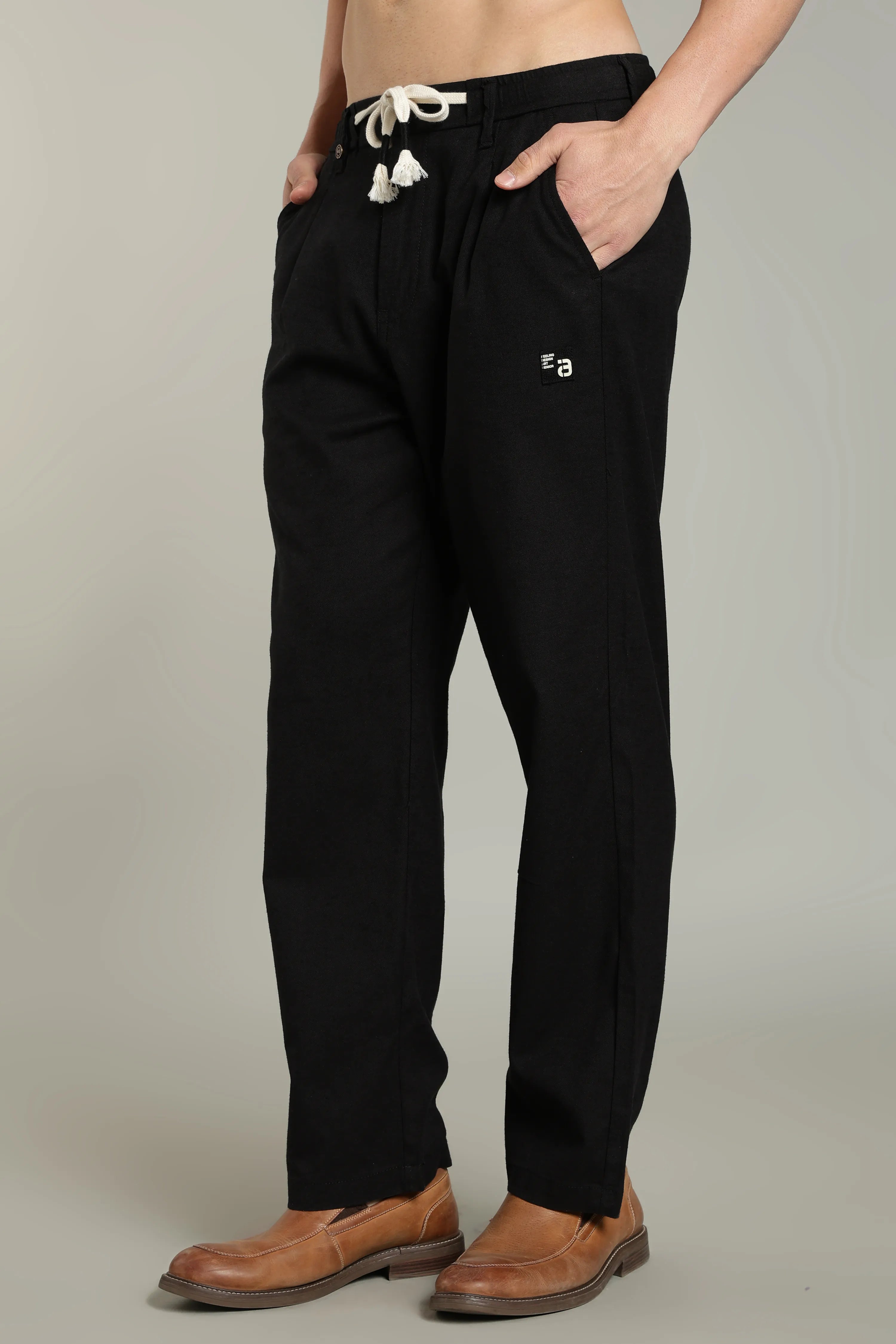 Color Hunt Straight Fit Men Black Trousers