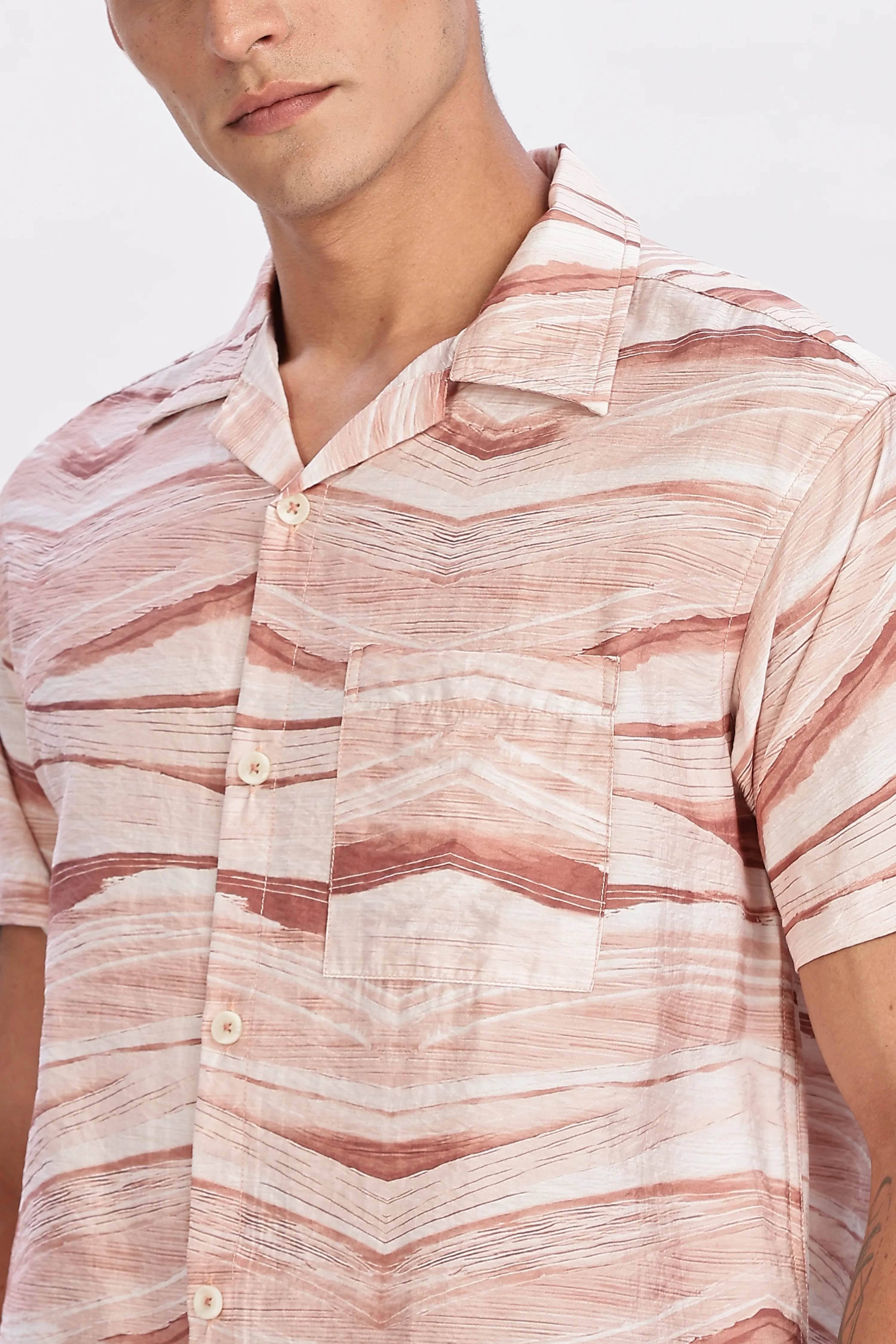 Color Hunt Men's Pink Printed Half Sleeve Poly Shirt