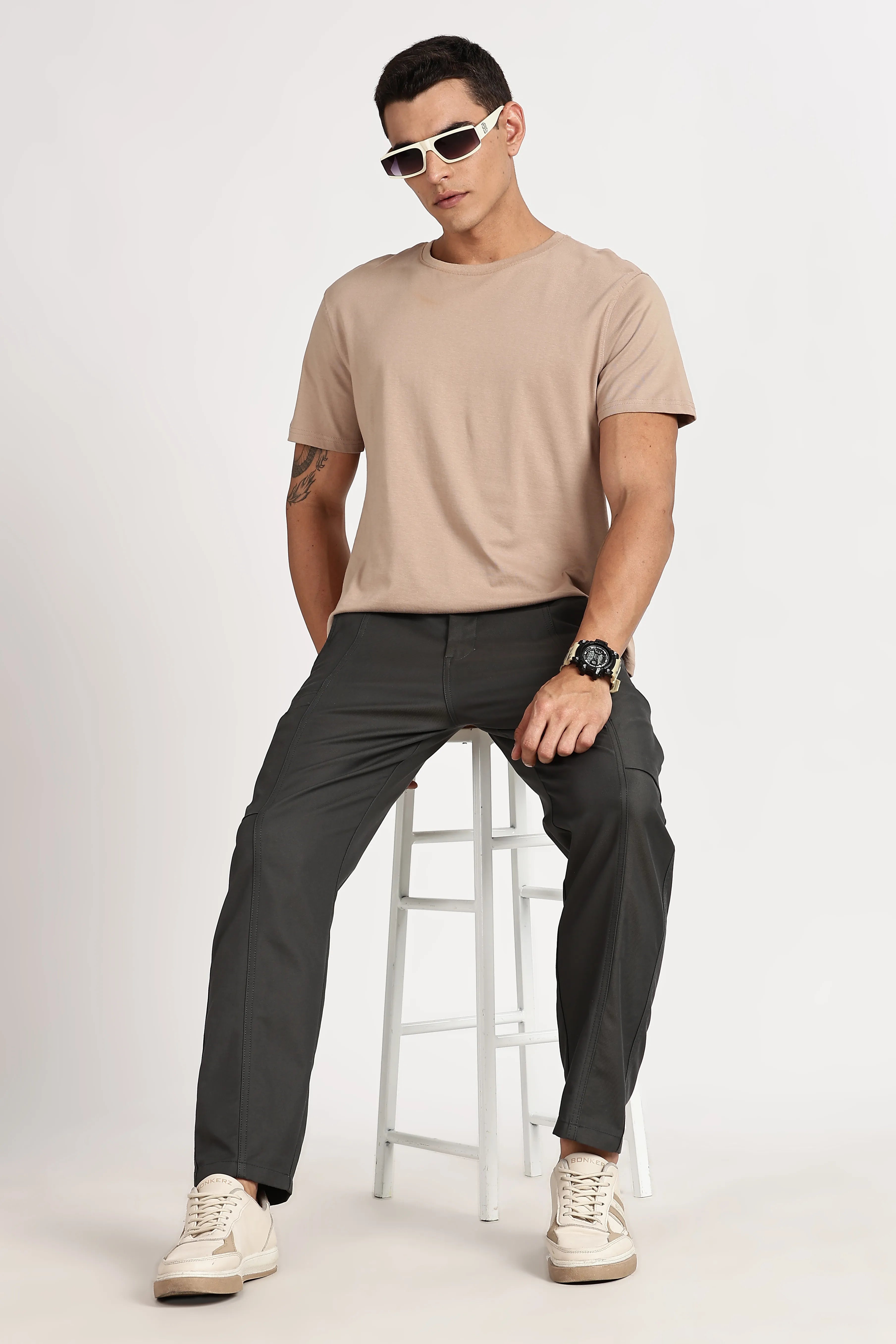 Color Hunt Men's Dark Grey Multi-Pocket Regular Fit Trousers
