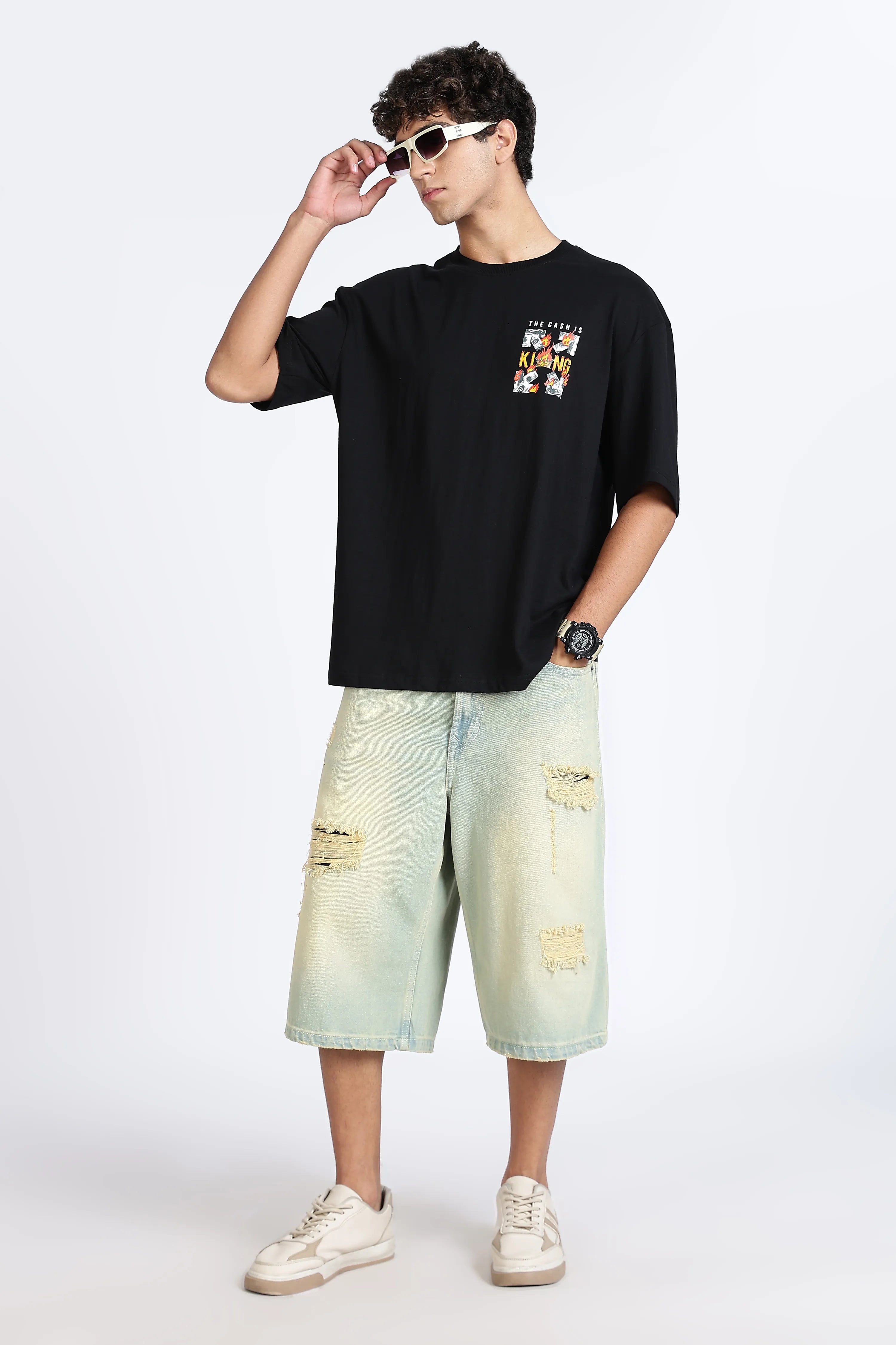 Color Hunt Men's Black Oversize Printed Pure Cotton T-Shirt