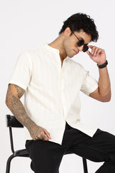 Color Hunt Men's White Pure Cotton Half Sleeve Shirt