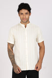 Color Hunt Men's White Pure Cotton Half Sleeve Shirt