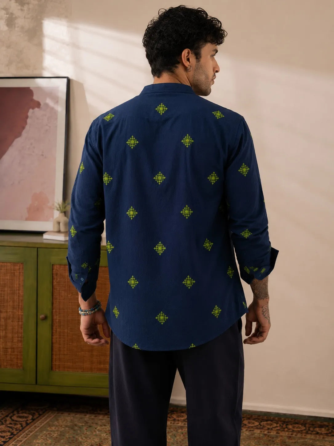 Colorhunt Men’s Navy Blue Embroidered Cotton Short Kurta | Mandarin Collar