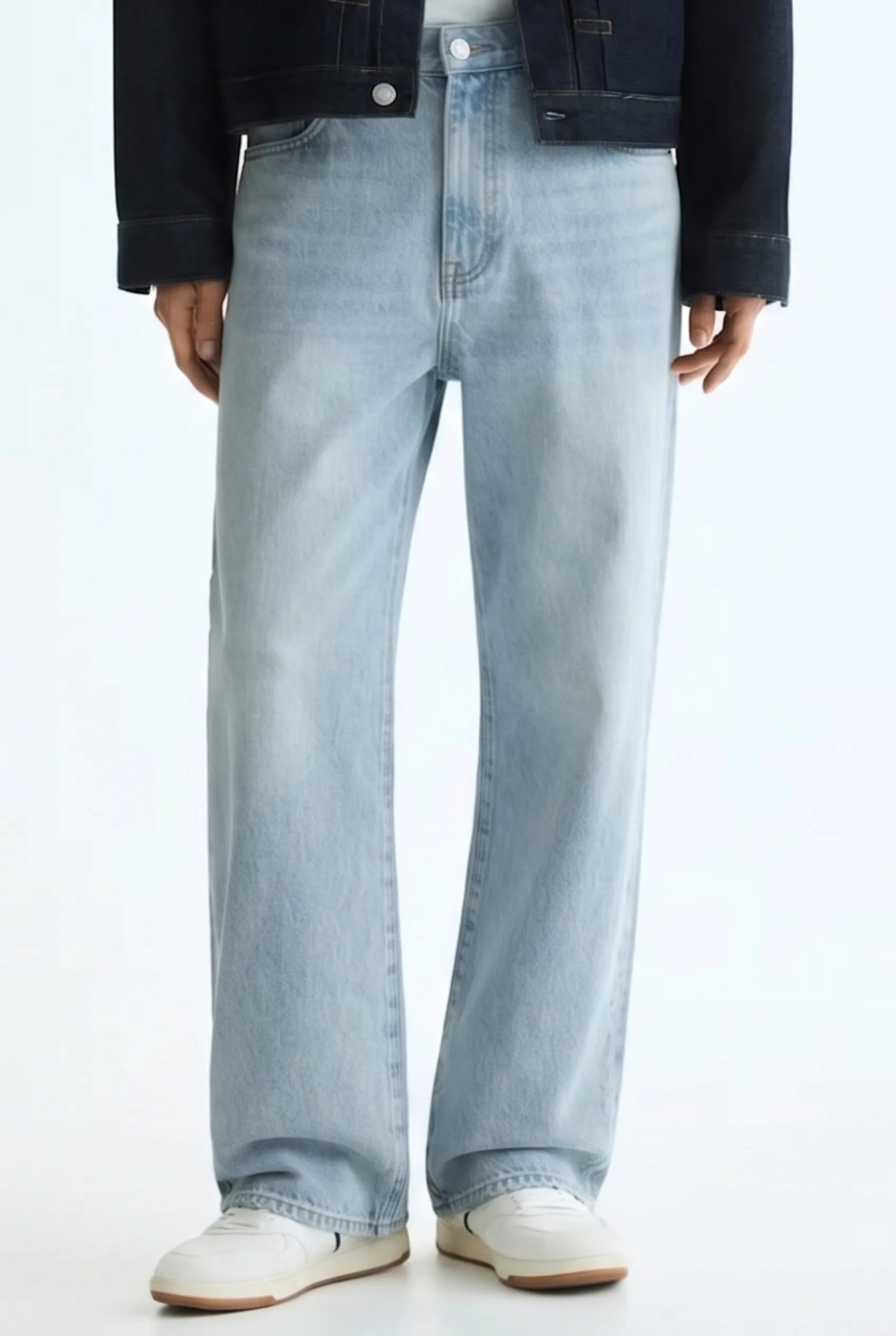 Color Hunt Men's Straight Fit Light Blue Jeans