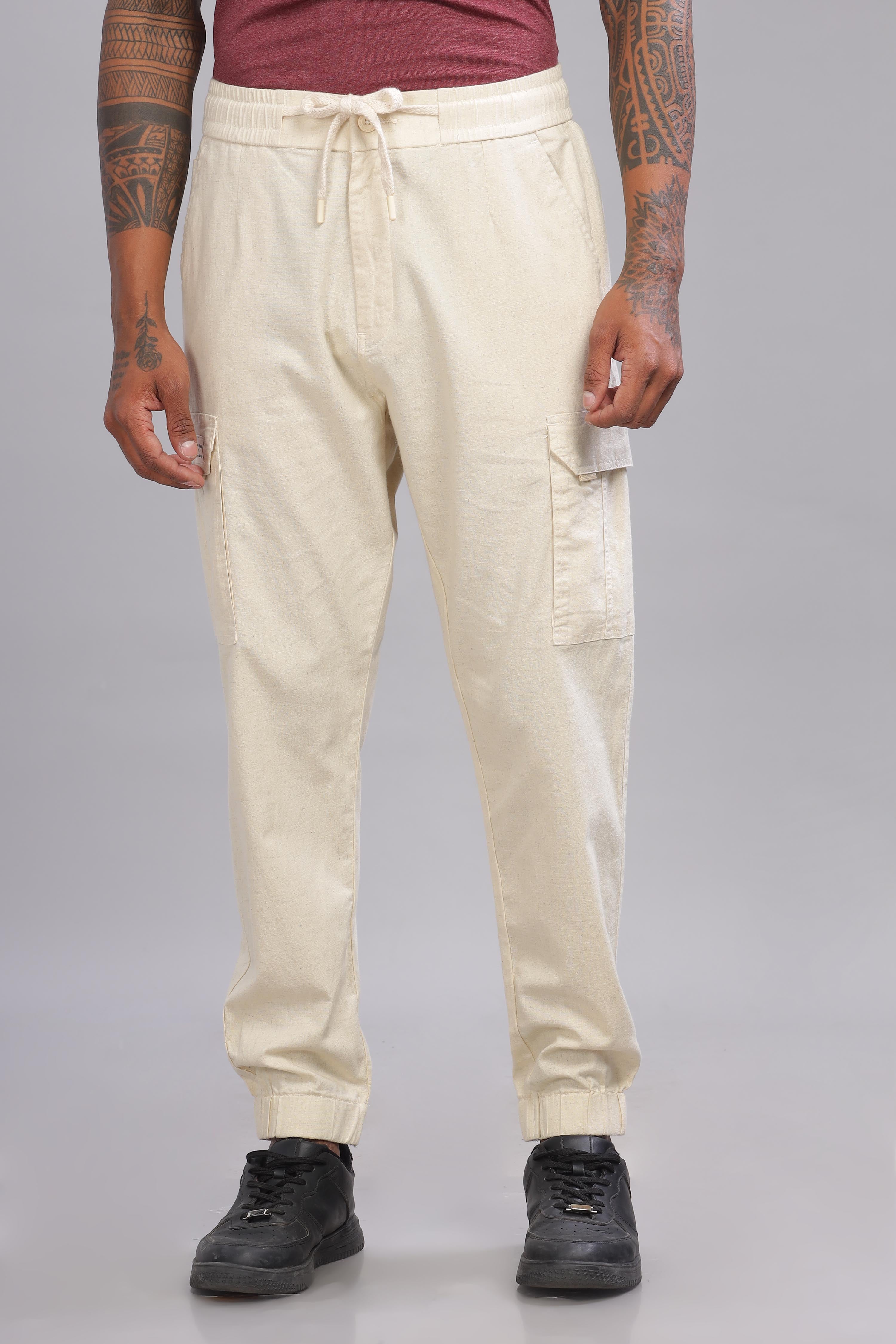 Color Hunt Men's Off-White Full Length Jogger Fit Cargo Joggers - Colorhunt