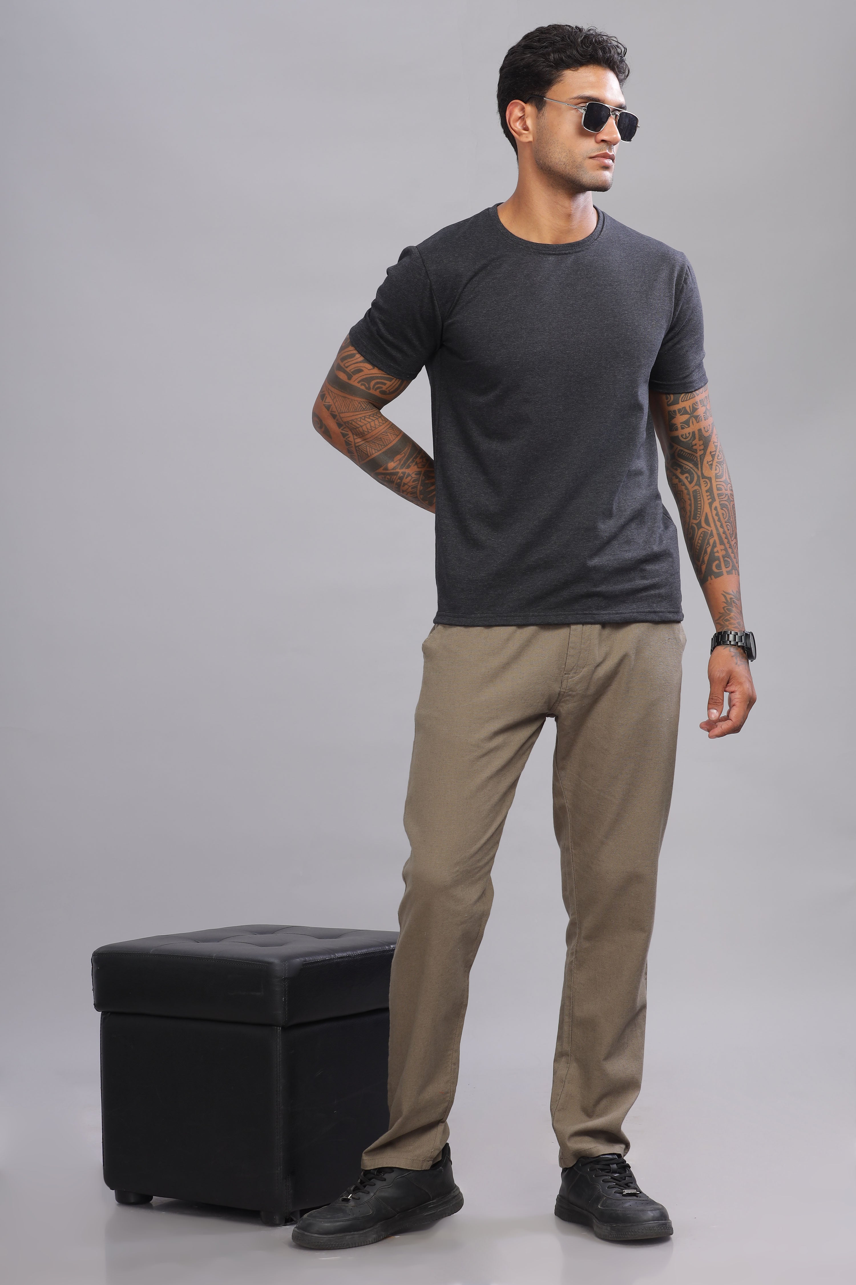 Color Hunt Men's Olive Full Length Tapered Fit Linen Trouser - Colorhunt