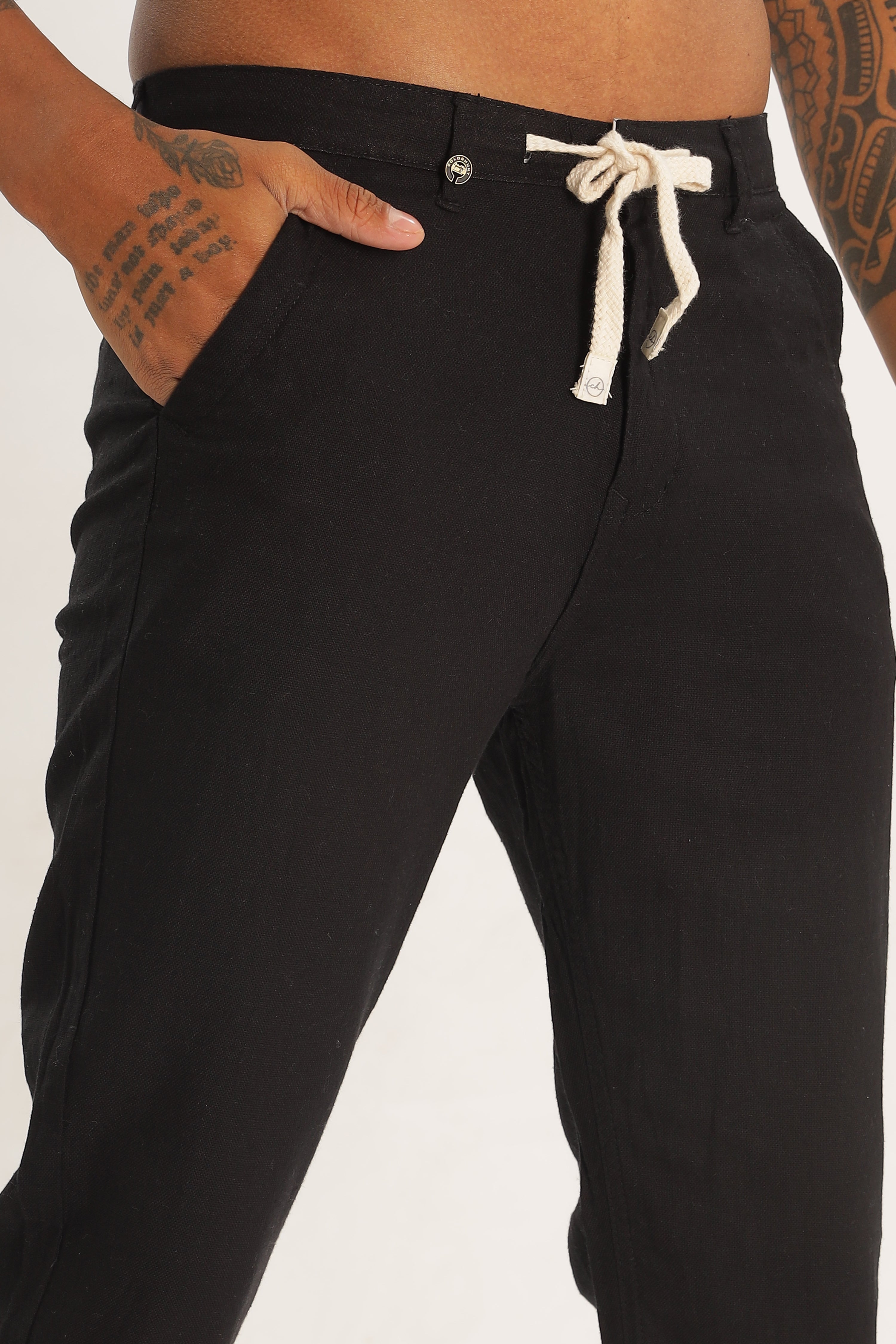 Color Hunt Men's Black Full Length Tappered Fit Linen Trouser