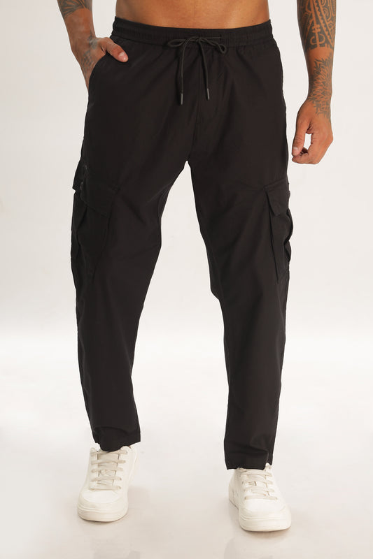 Color Hunt Black 100% Cotton Solid Jogger - Regular Fit