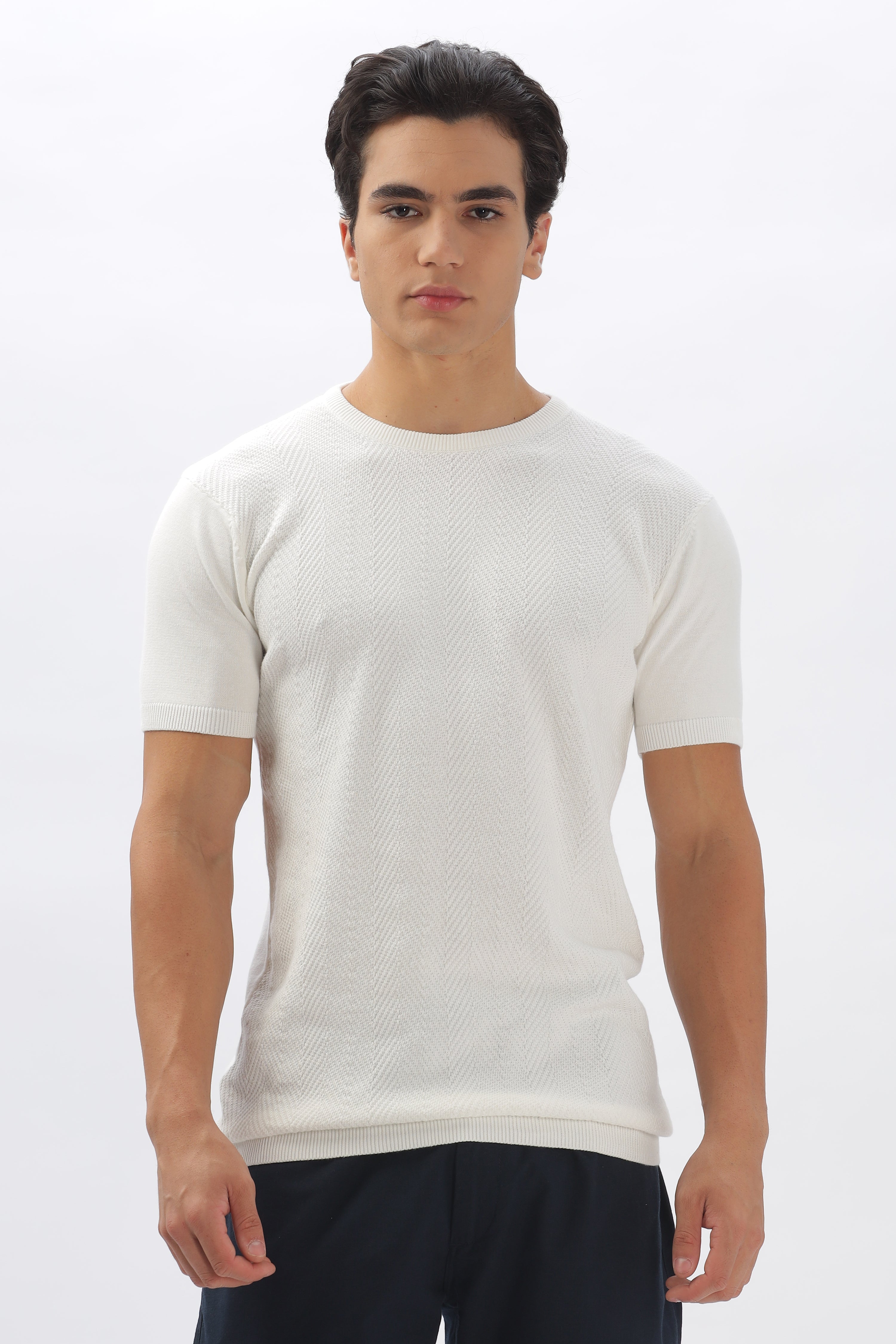 Color Hunt Men's Cotton White Half Sleeve Solid Knitted Tshirt - Colorhunt