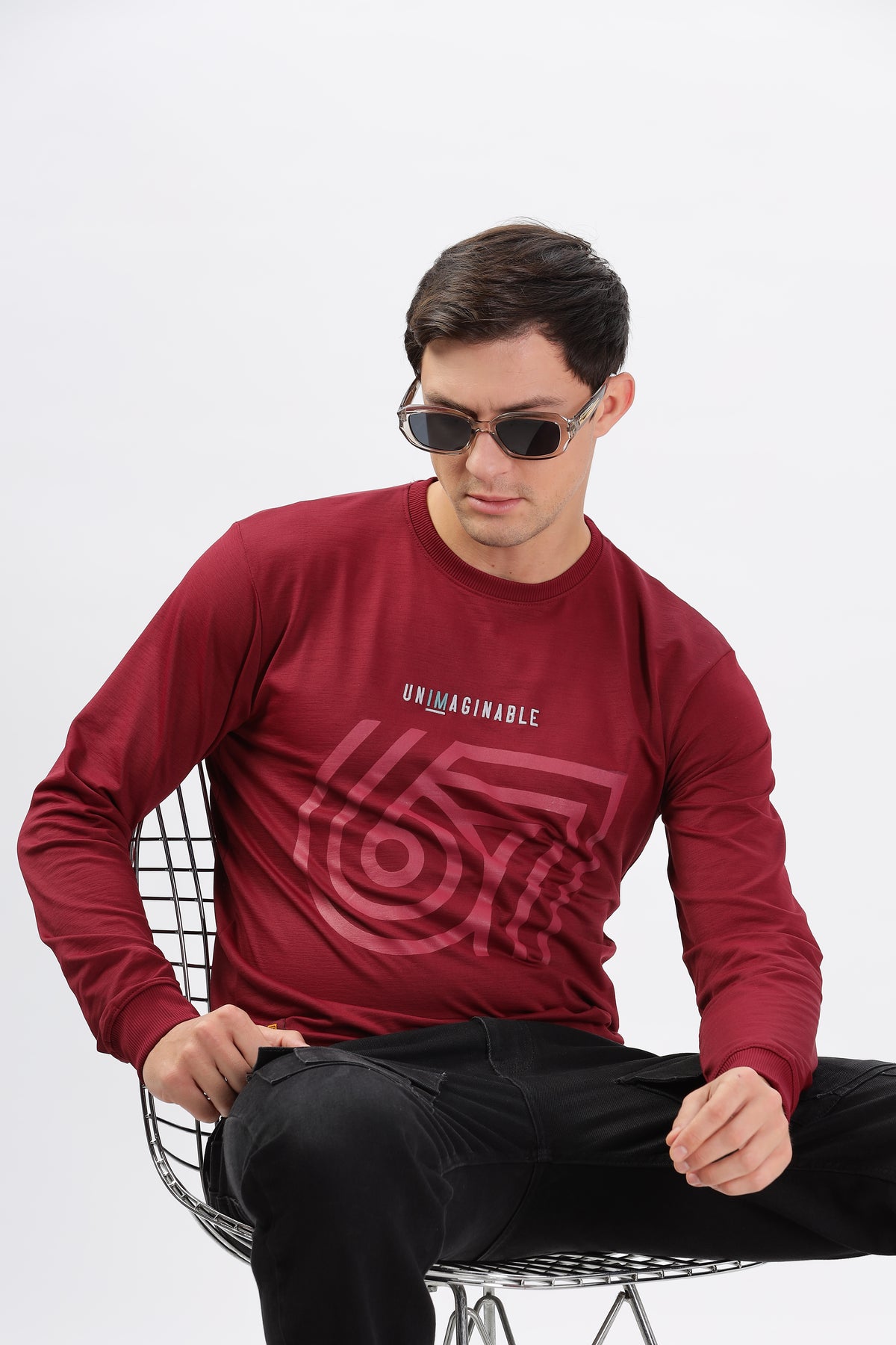 Color Hunt Men's Maroon Full Sleeve Regular Fit Sweatshirt