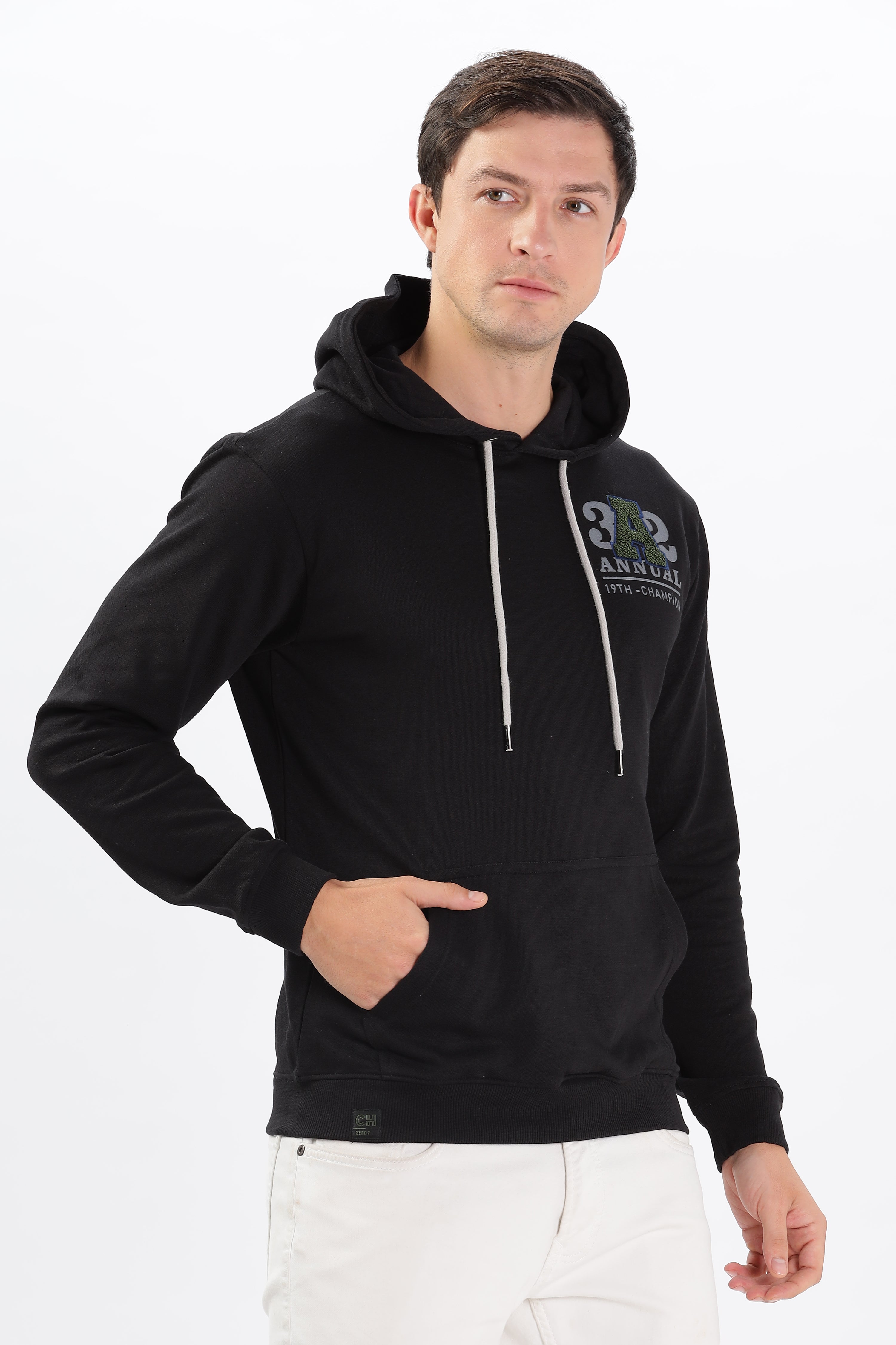 Color Hunt Men's Black Full Sleeve Regular Fit Hoodie