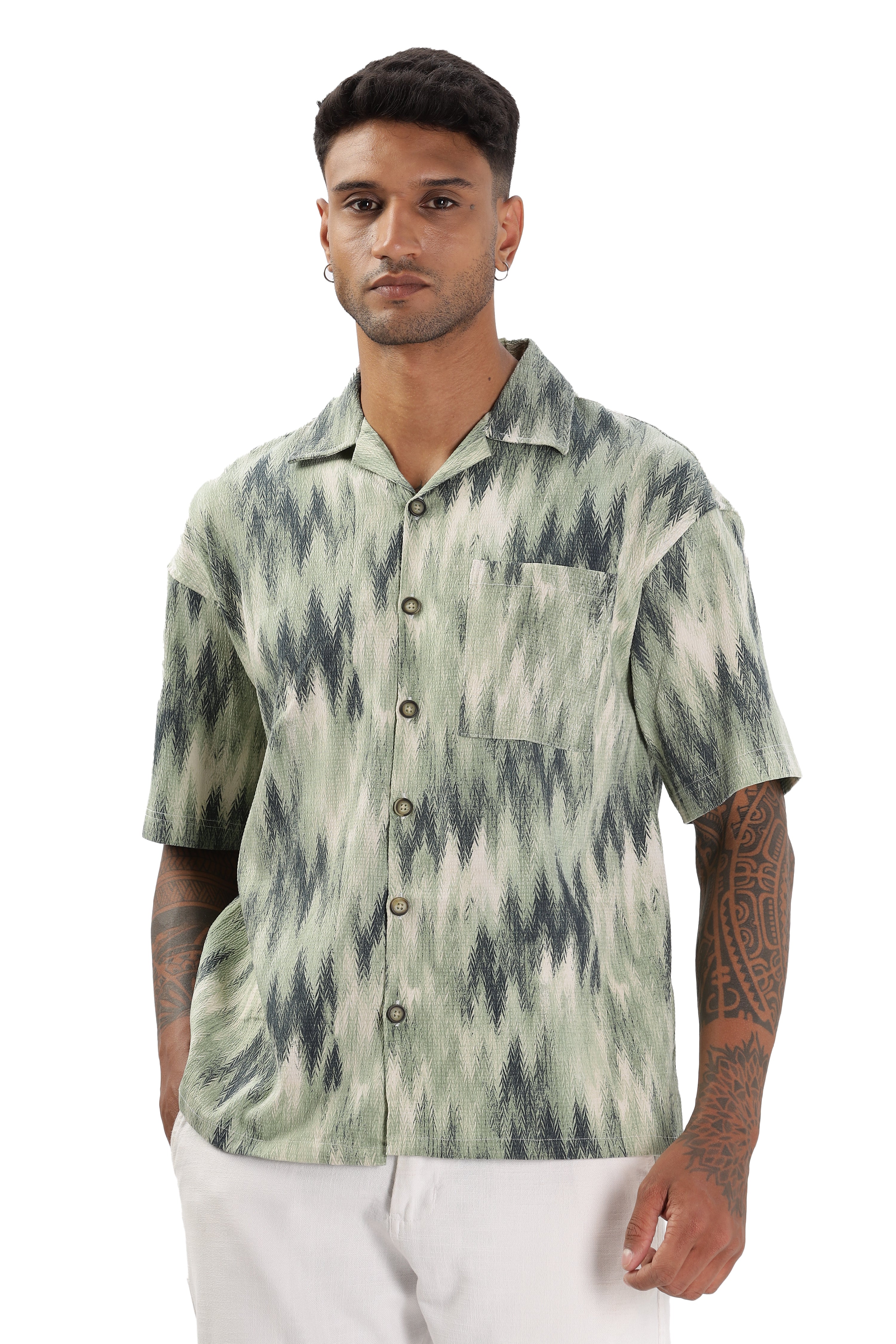 Color Hunt Men's Green Half Sleeve Oversize Oversize Shirt