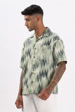 Color Hunt Men's Green Half Sleeve Oversize Oversize Shirt - Colorhunt