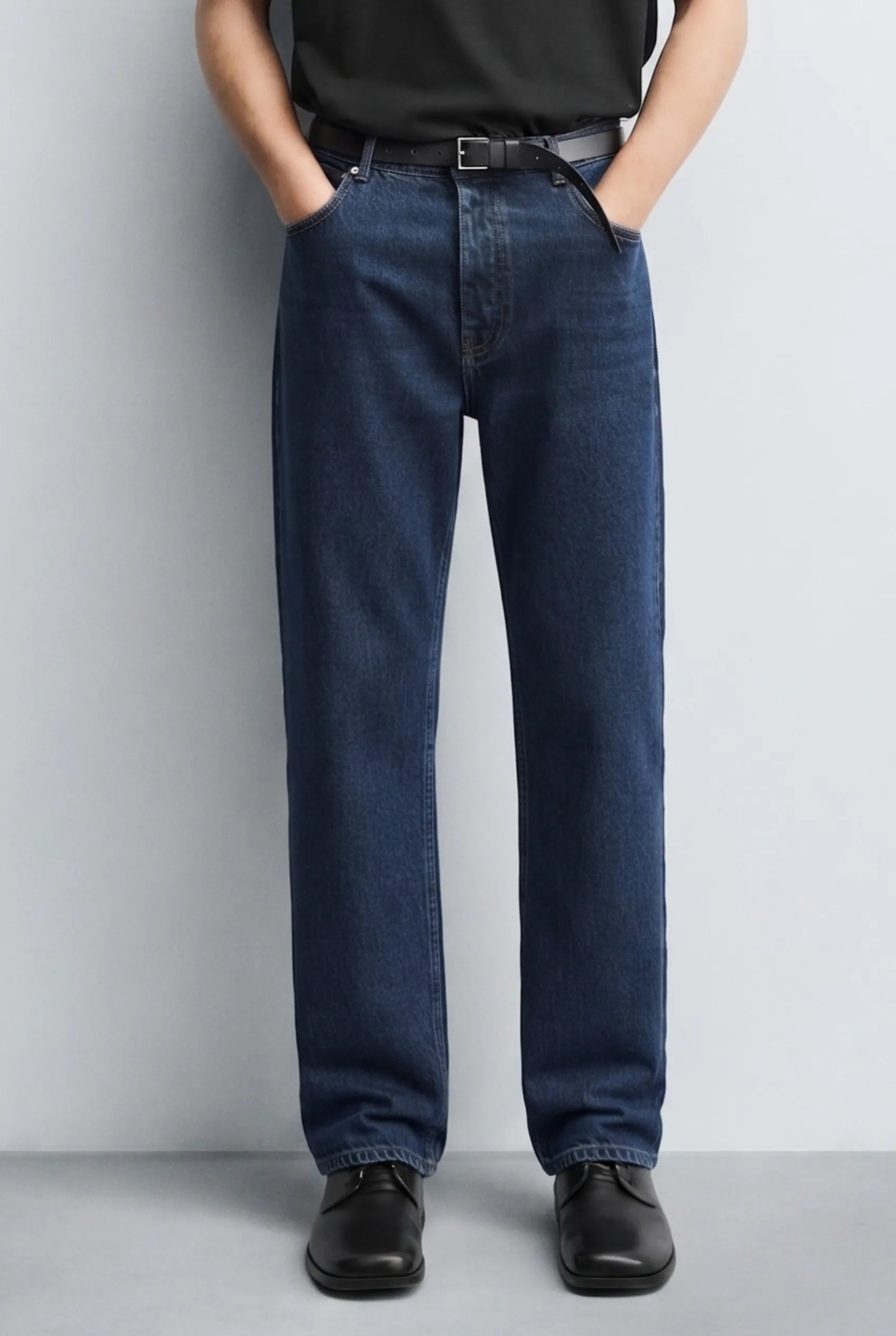 Color Hunt Men's Straight Fit Dark Blue Jeans
