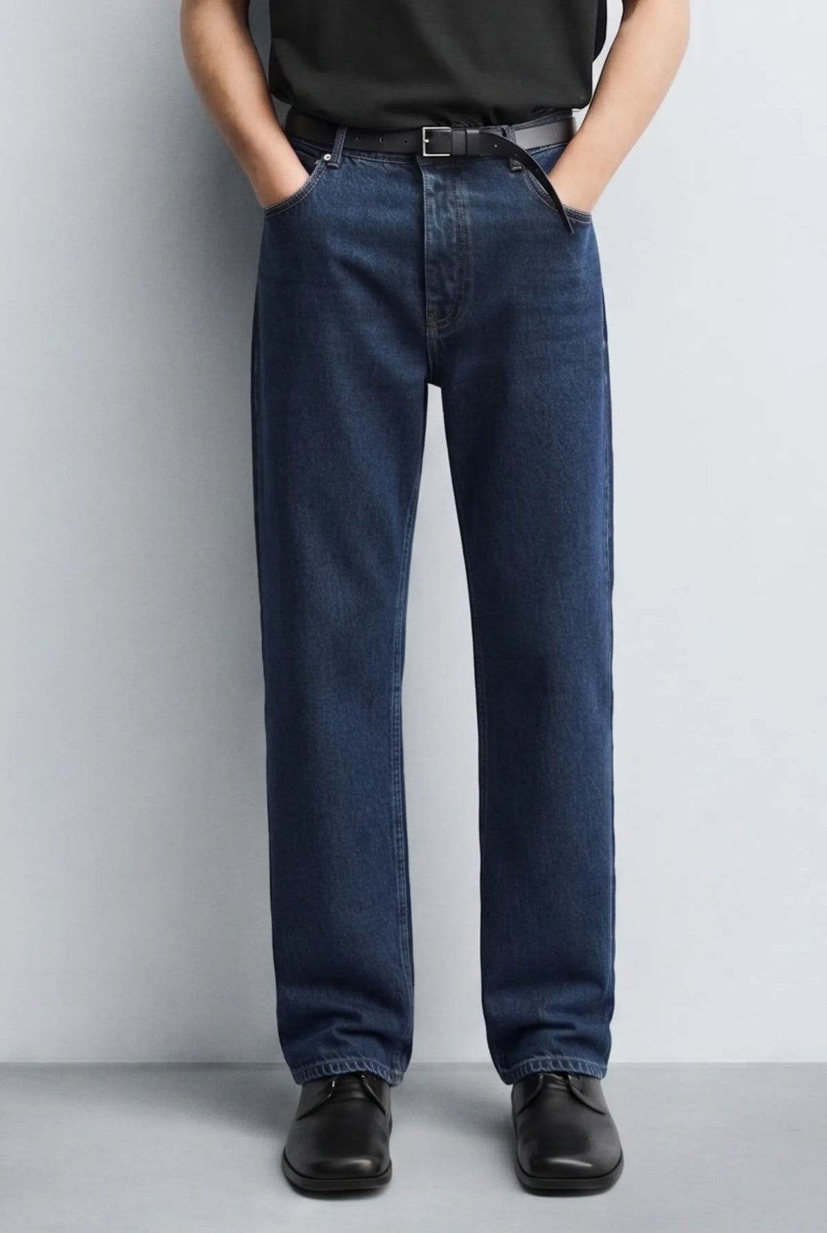 Color Hunt Men's Straight Fit Dark Blue Jeans