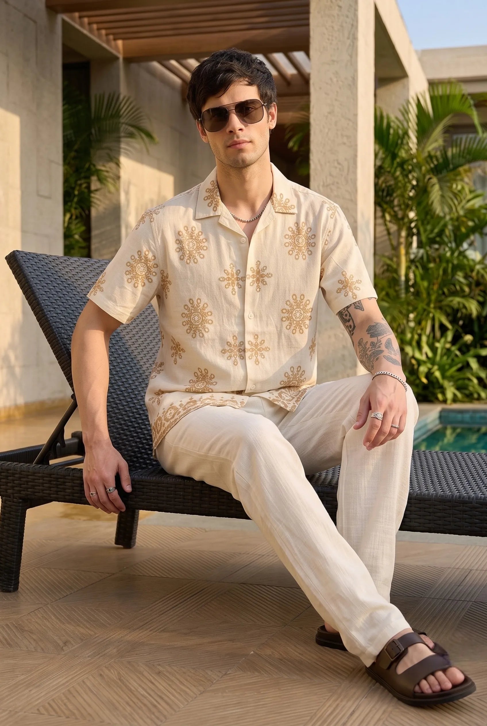 Color Hunt Men's Cream Brown Printed Casual Half Sleeve Shirt