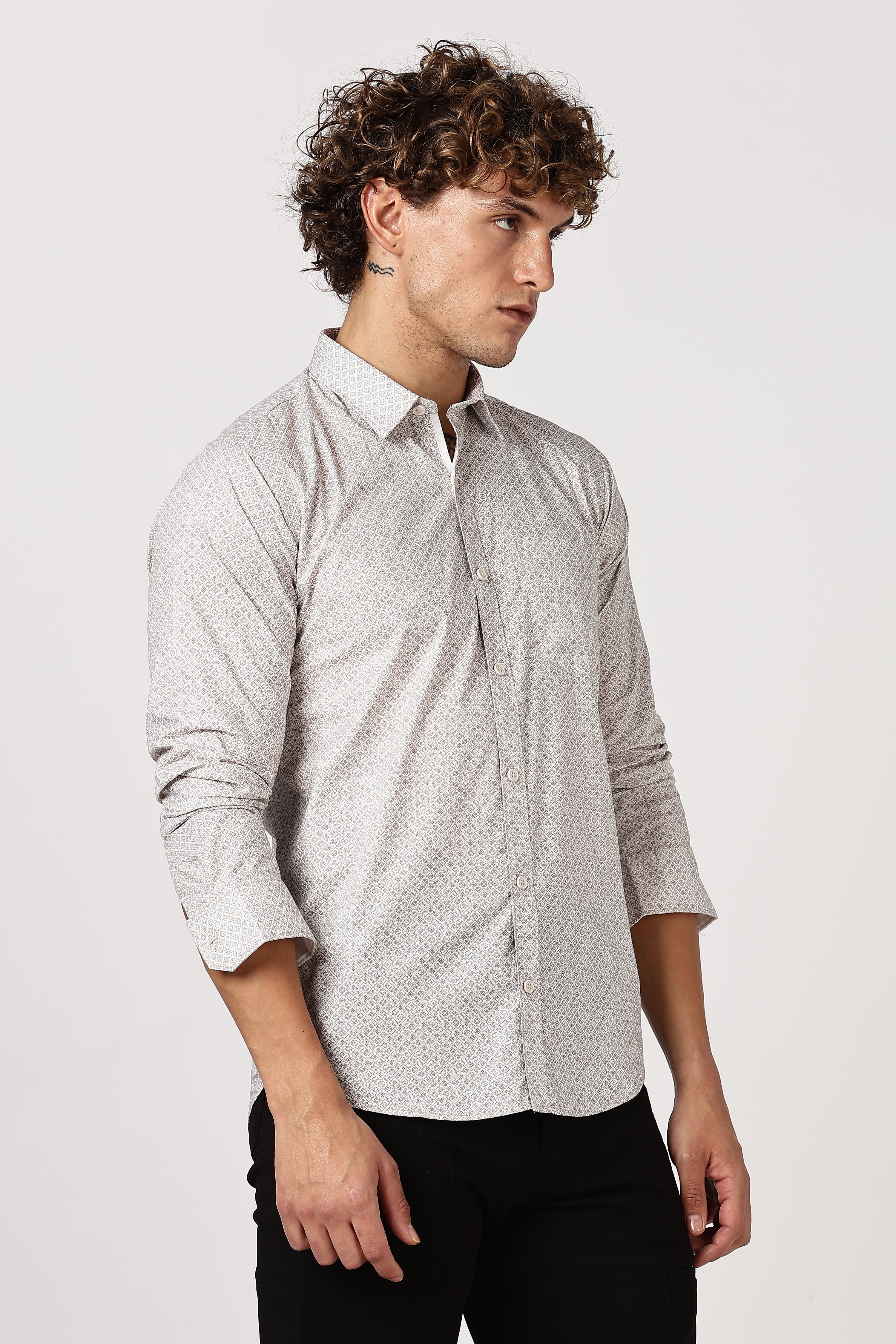 Color Hunt Men's White & Brown Full Sleeve Printed Cotton Shirt