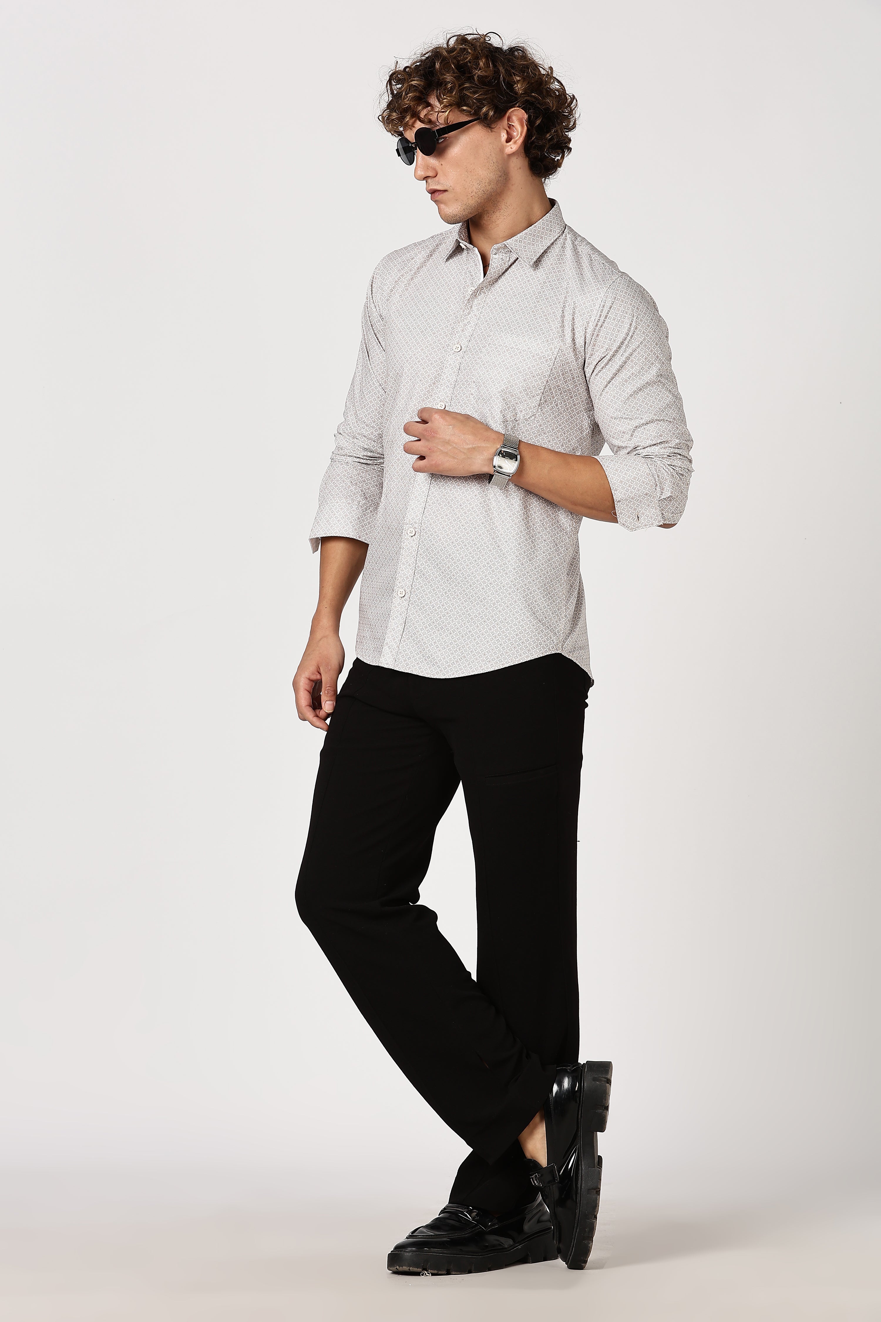 Color Hunt Men's White & Brown Full Sleeve Printed Cotton Shirt