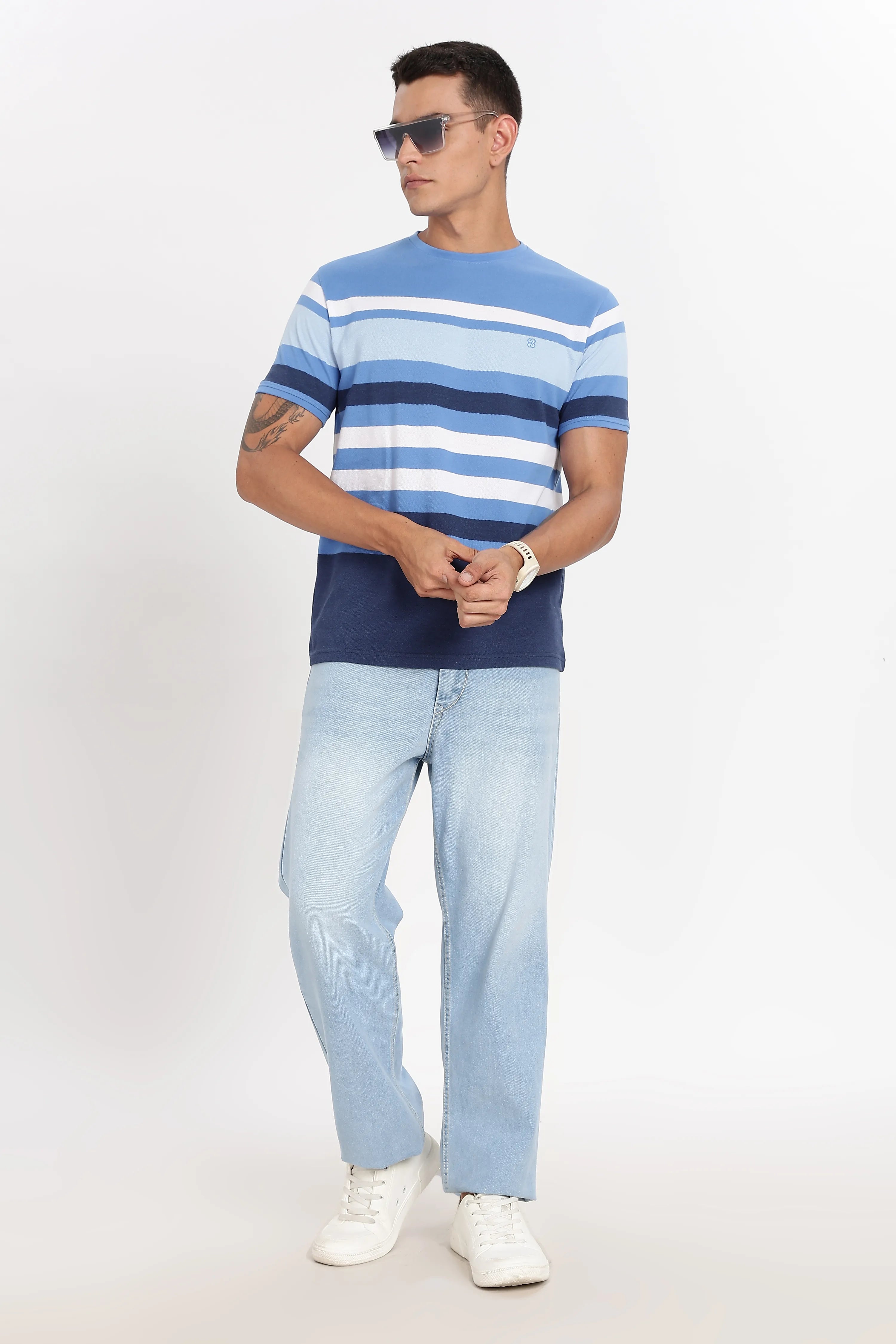 Color Hunt Men's Blue Striped Slim Fit Half Sleeve T-Shirt