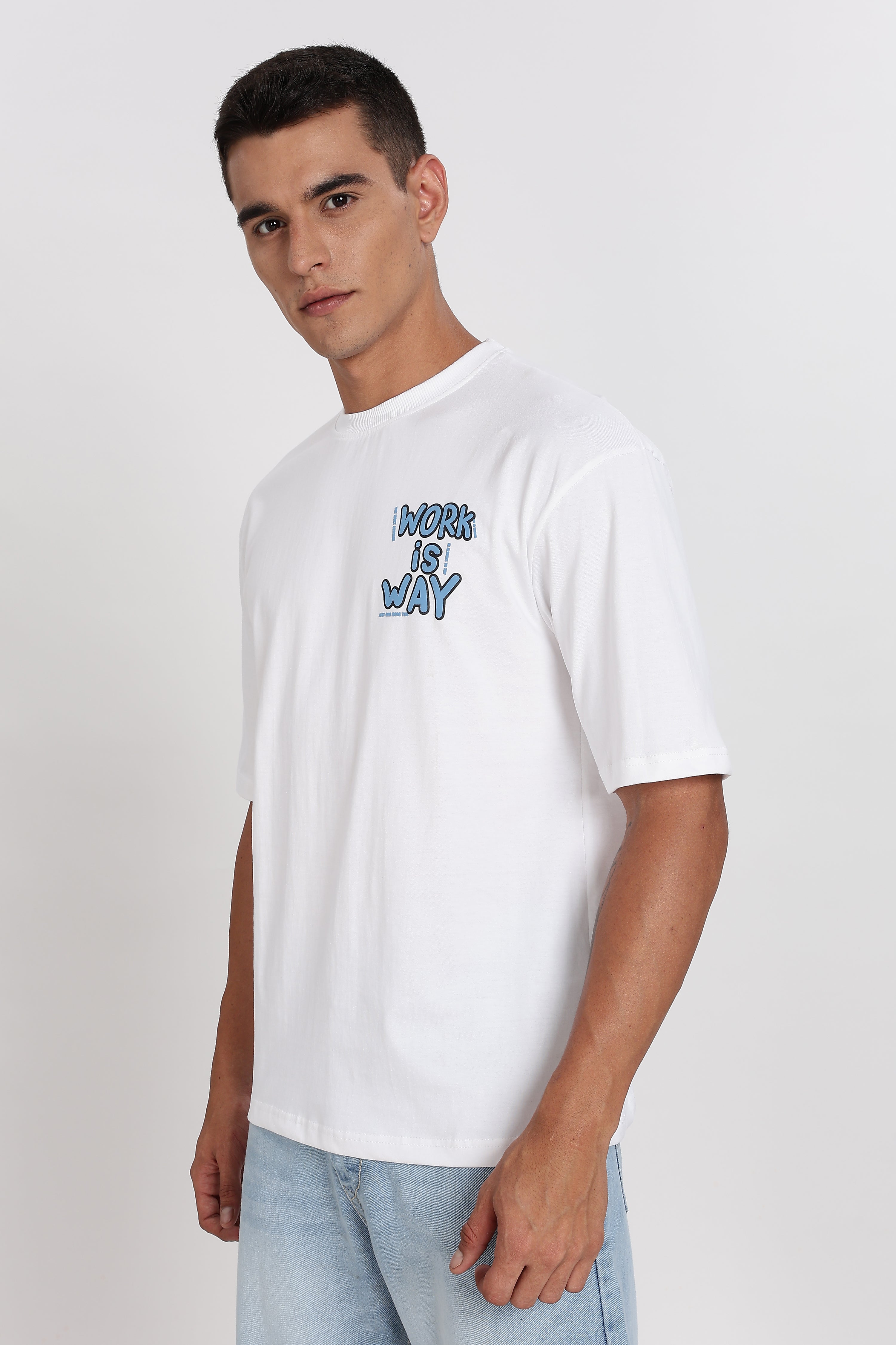 Color Hunt Men's White Printed Oversize Slim Fit T-Shirt