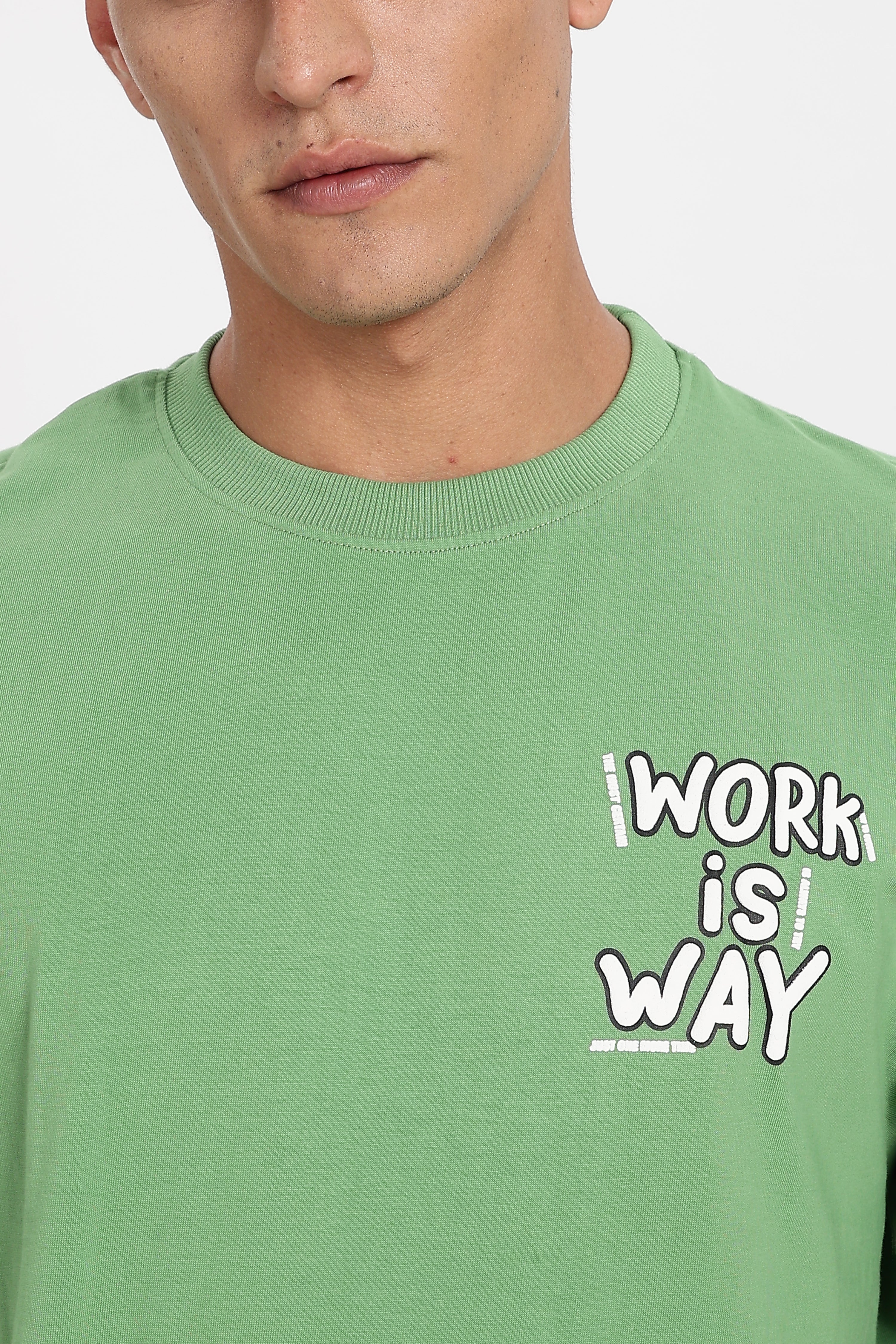 Color Hunt Men's Green Printed Oversize Pure Cotton T-Shirt