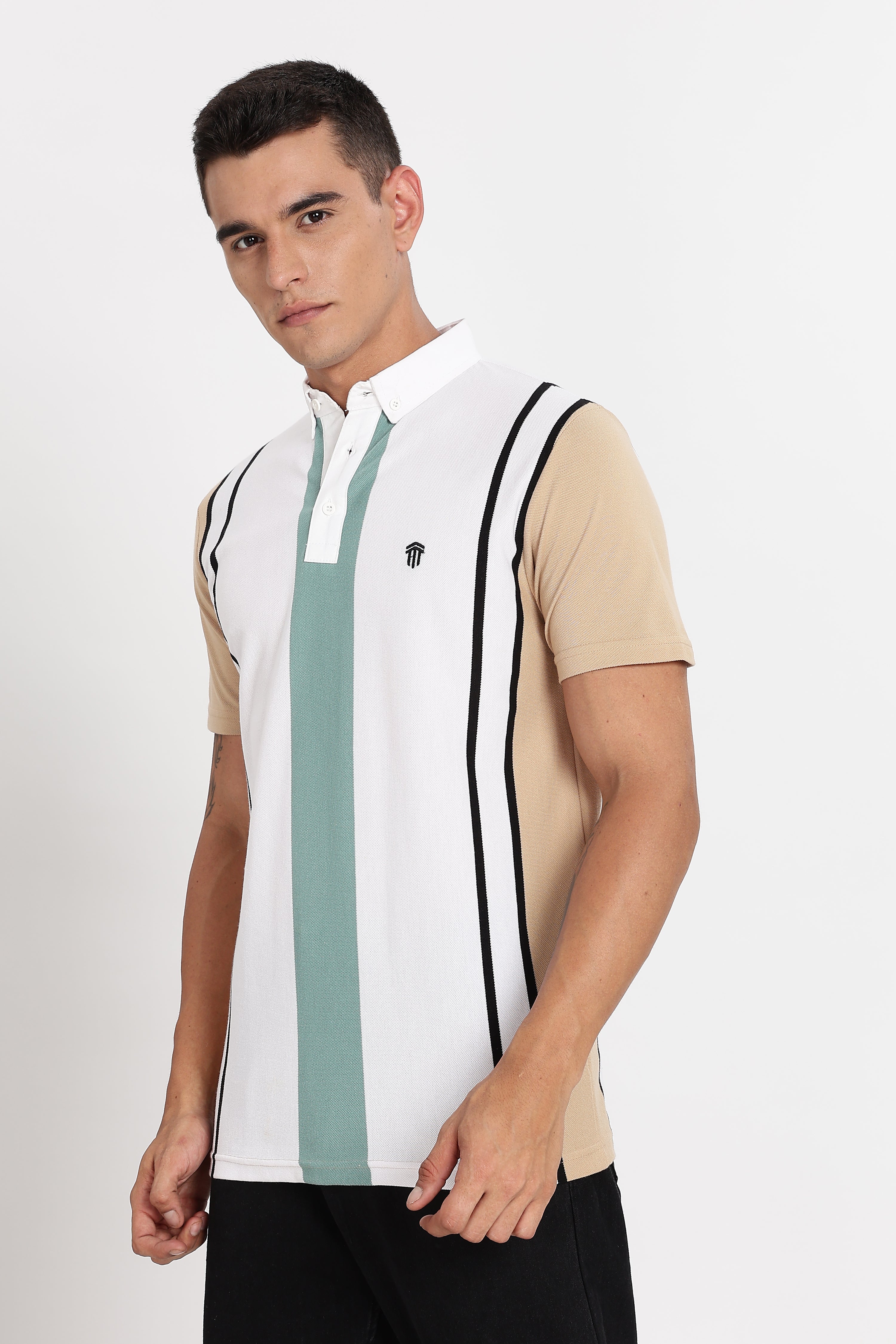 Color Hunt Men's White Striped Slim Fit Polo T-Shirt