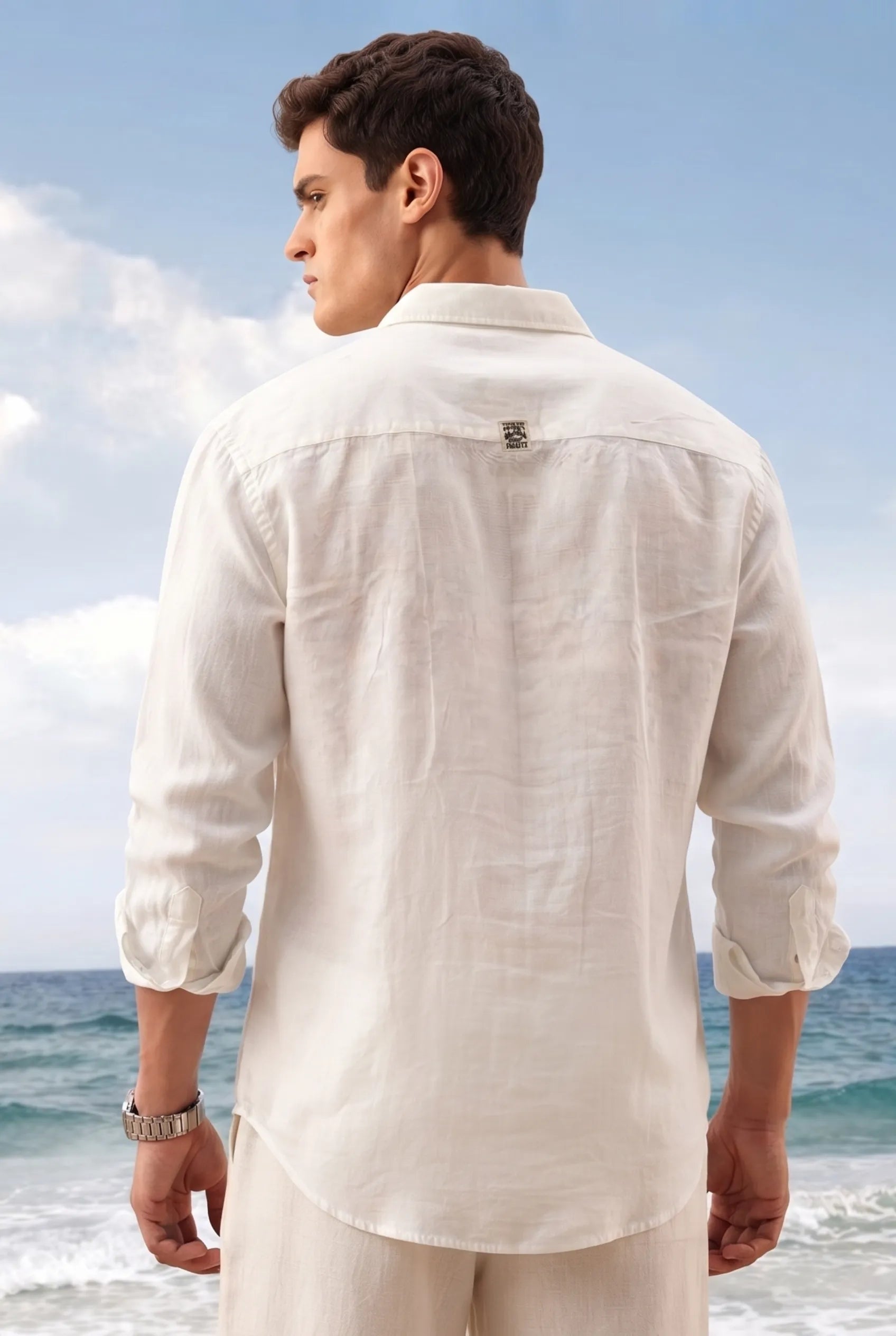 Color Hunt Men's Regular Fit Solid White Casual Shirt