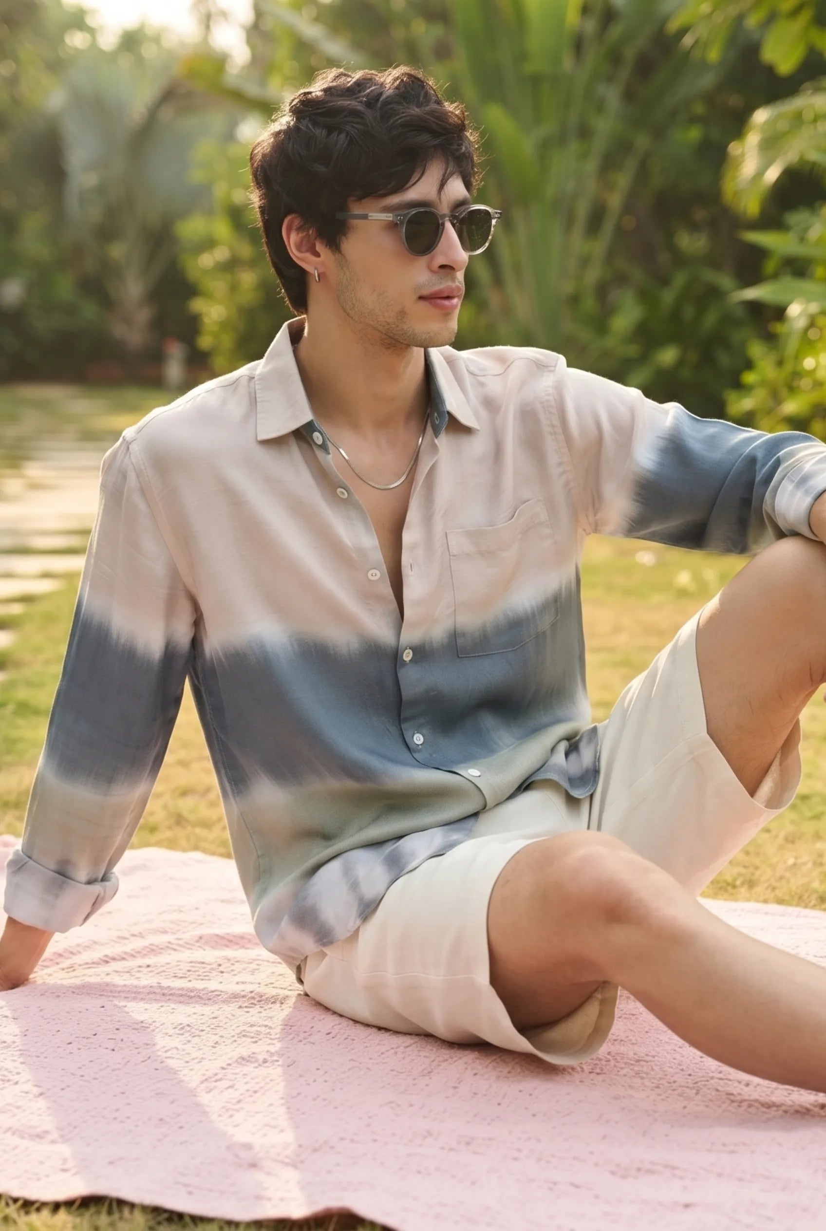 Color Hunt Men's Regular Fit Beige & Blue Ombre Casual Shirt