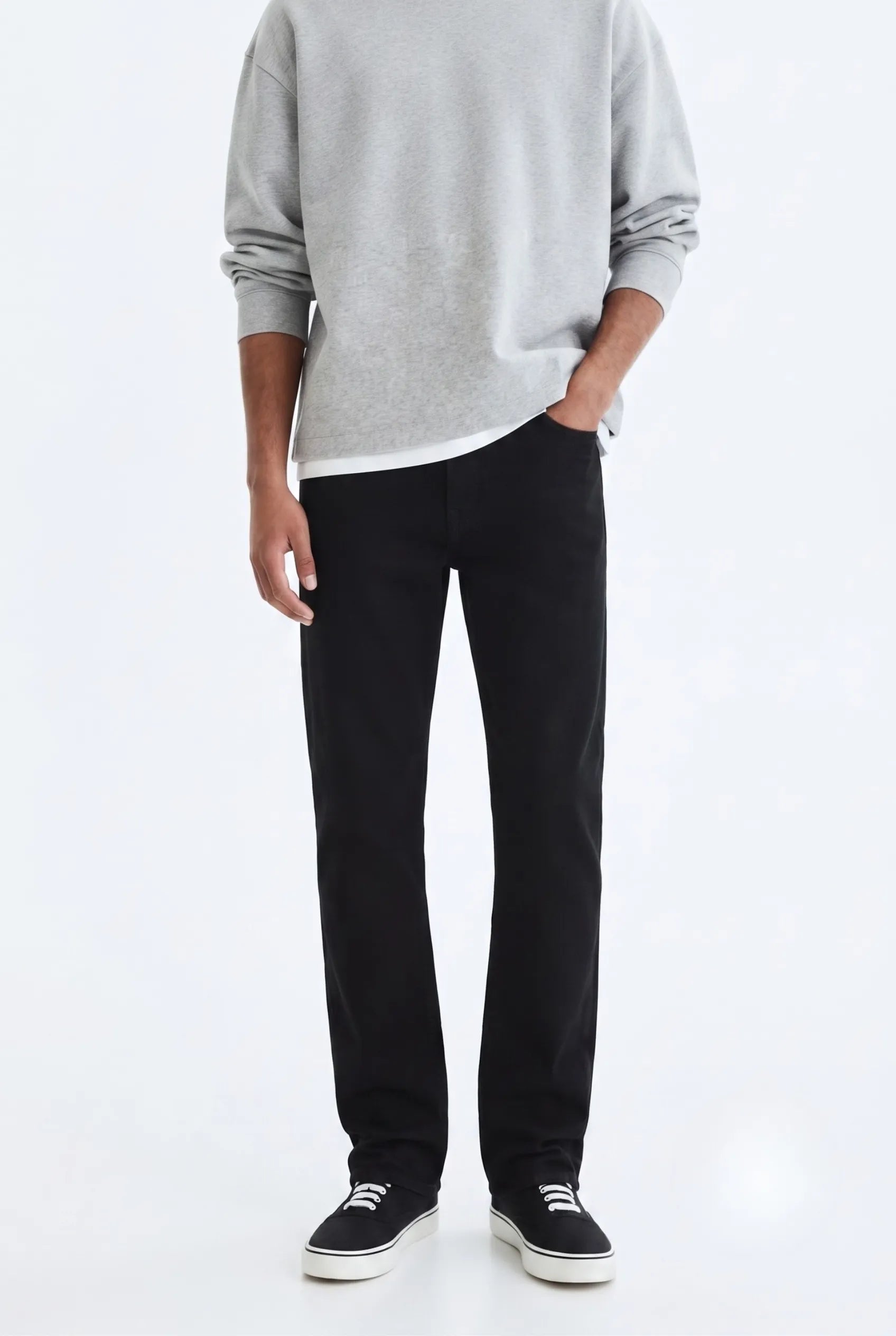 Color Hunt Men's Straight Fit Black Jeans