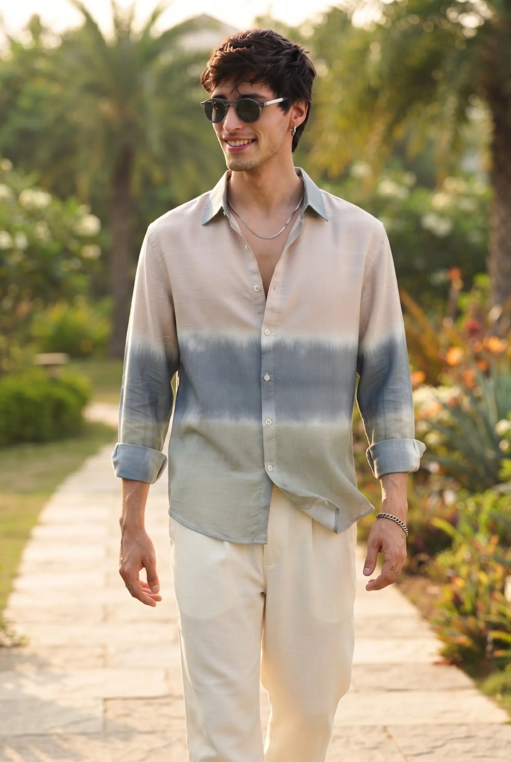 Color Hunt Men's Regular Fit Beige & Blue Ombre Casual Shirt