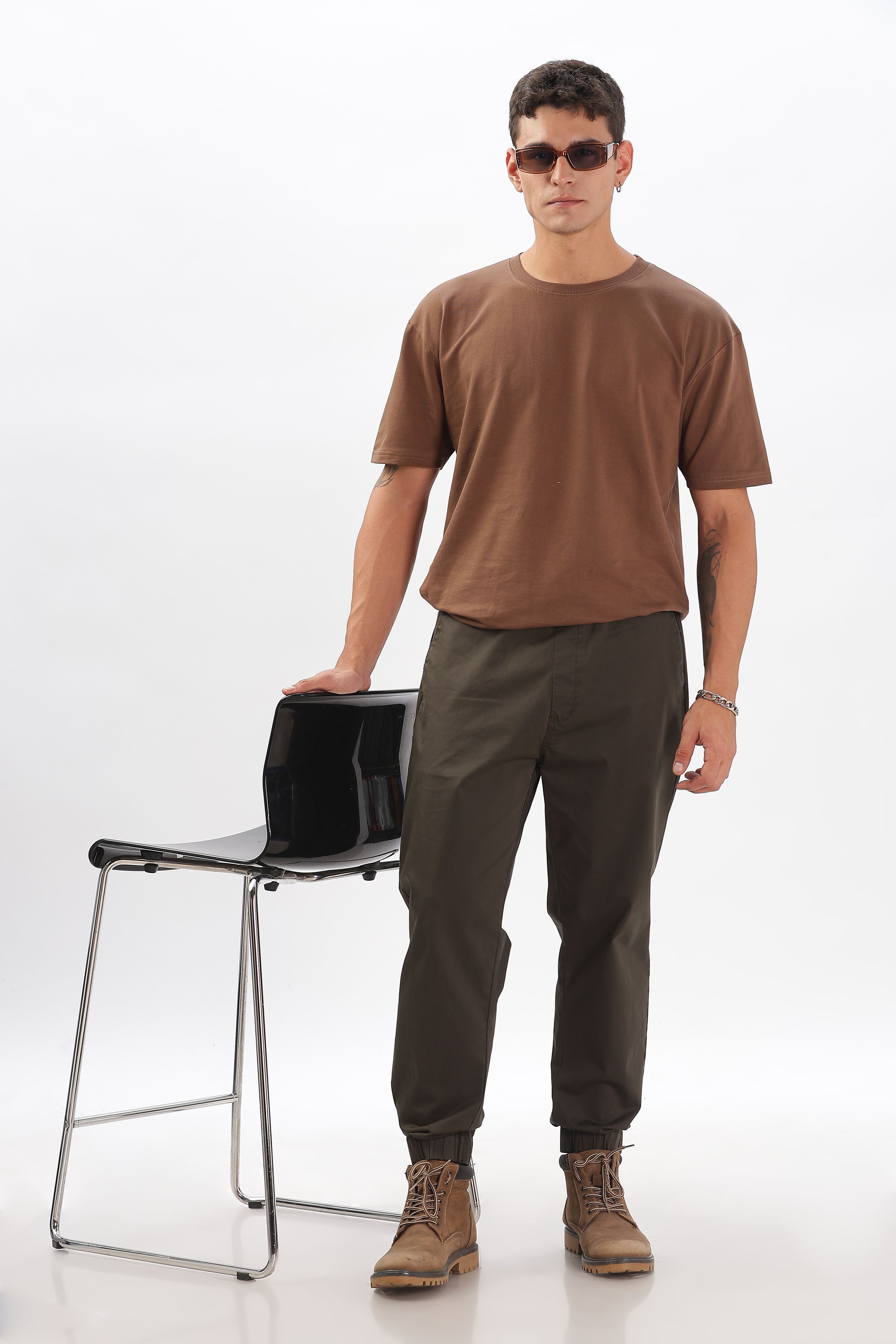 Color Hunt Men's Brown Full Length Future Fit Cargo Joggers - Colorhunt