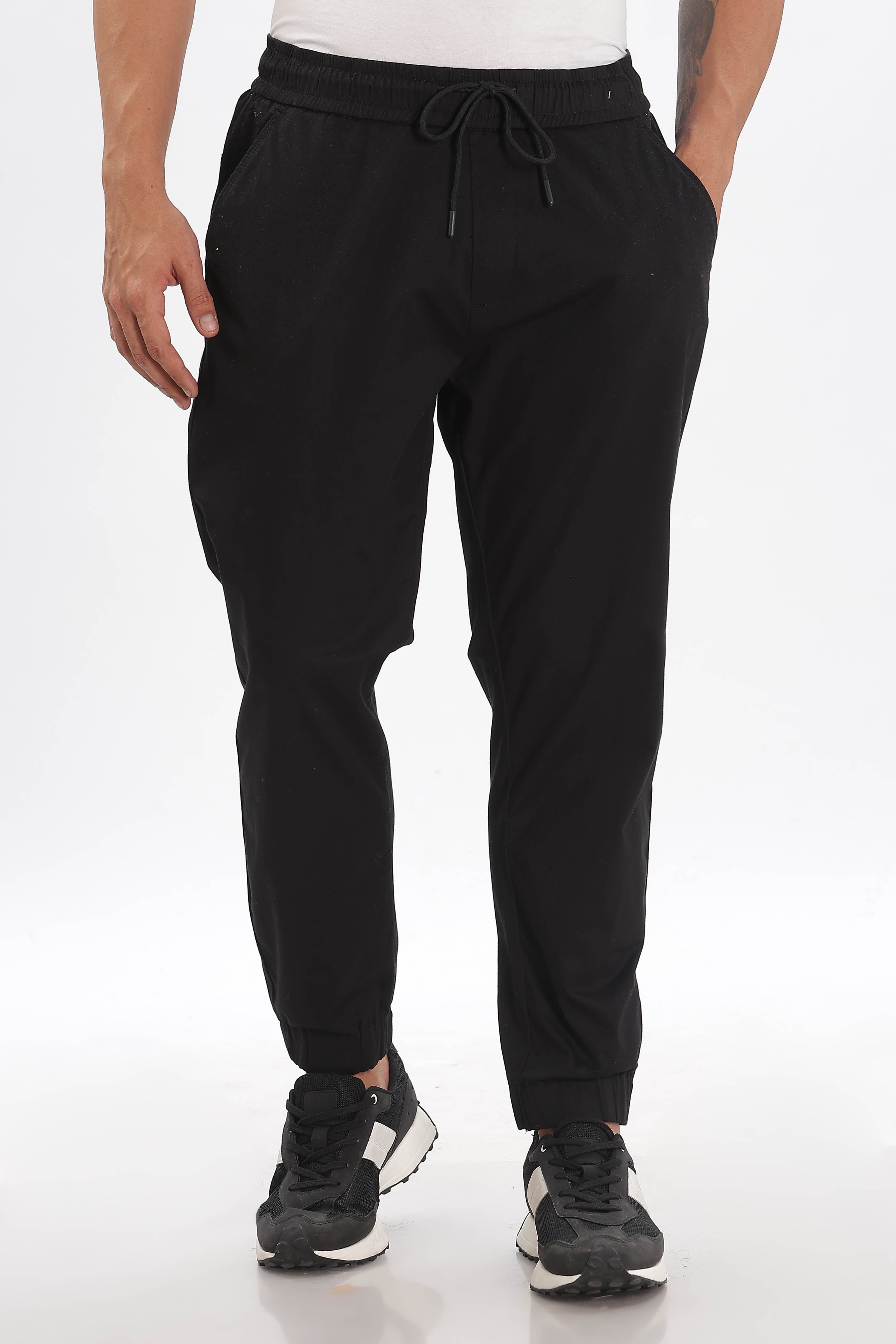 Color Hunt Men's Black Full Length Future Fit Cargo Joggers - Colorhunt