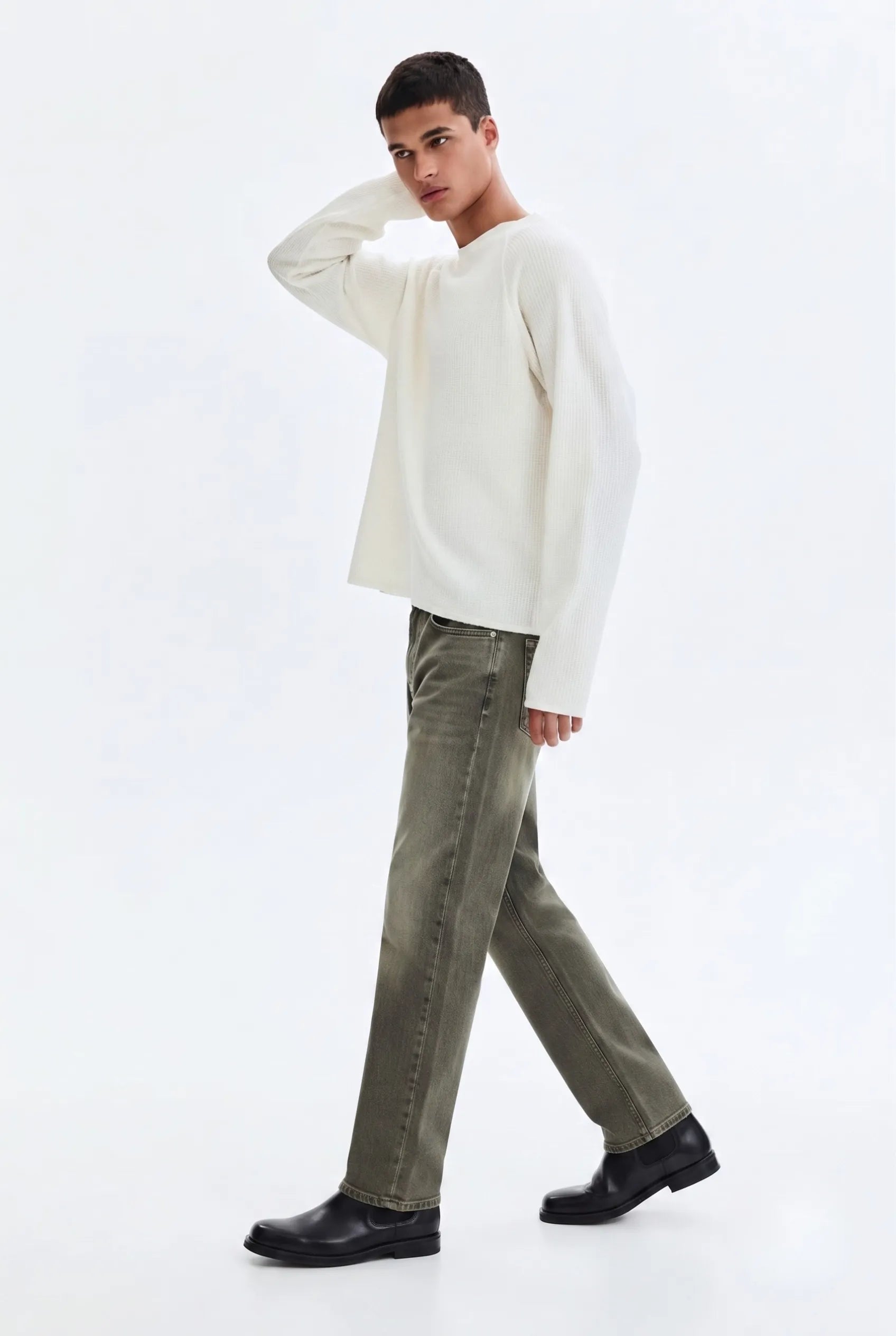Color Hunt Men's Straight Fit Washed Olive Green Jeans
