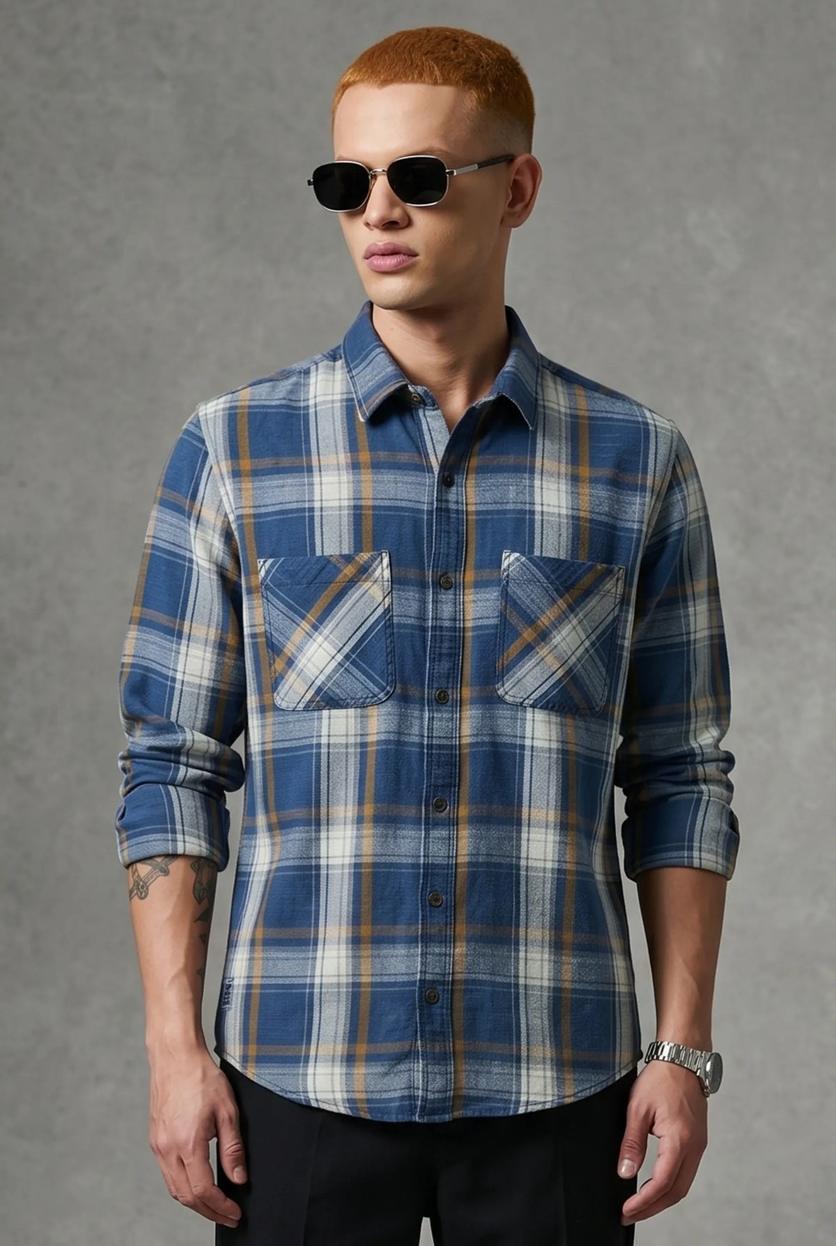 Color Hunt Men's Blue Checked Casual Shirt