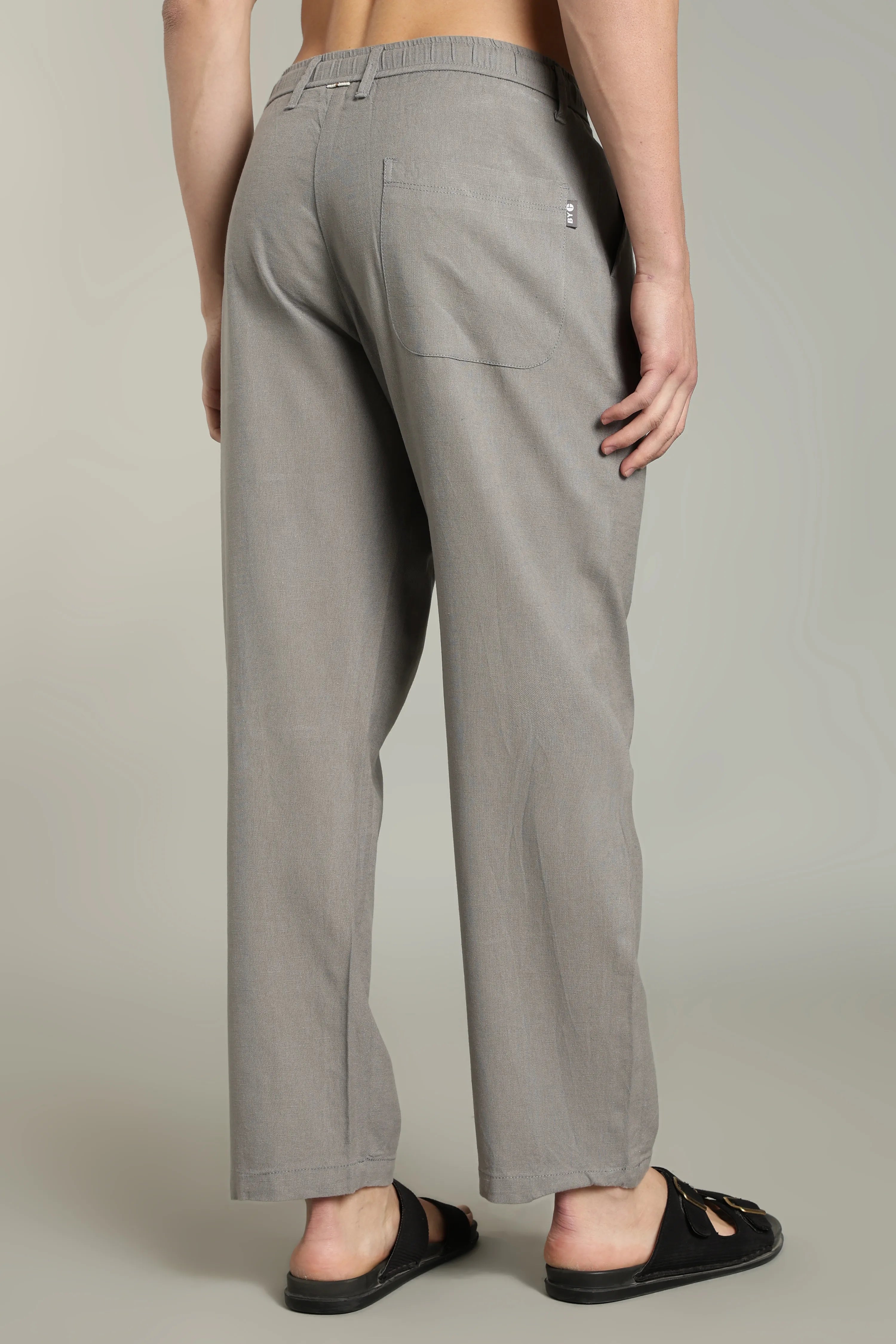 Color Hunt Straight Fit Men Grey Trousers
