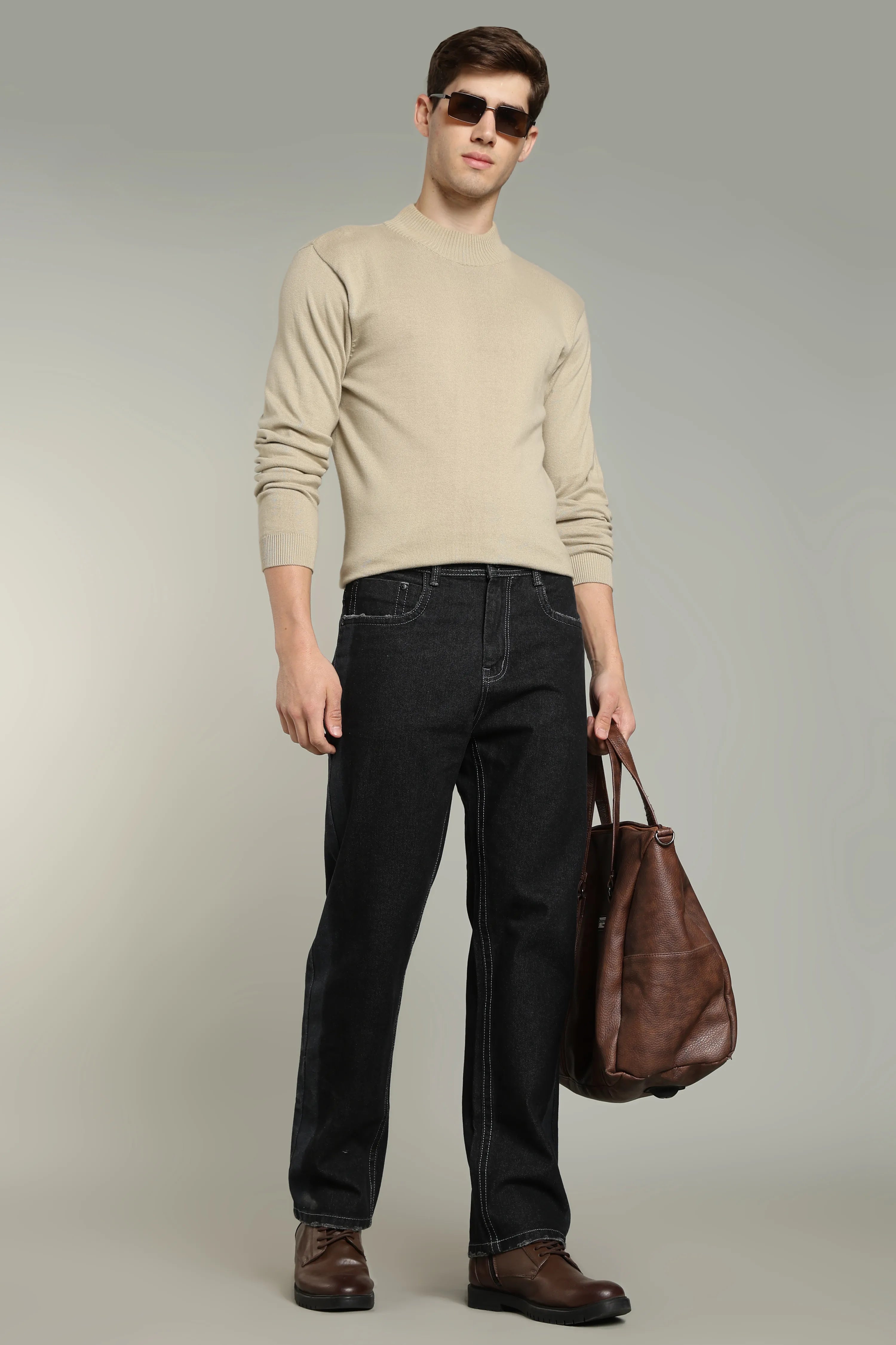 Color Hunt Straight Fit Men Black Jeans