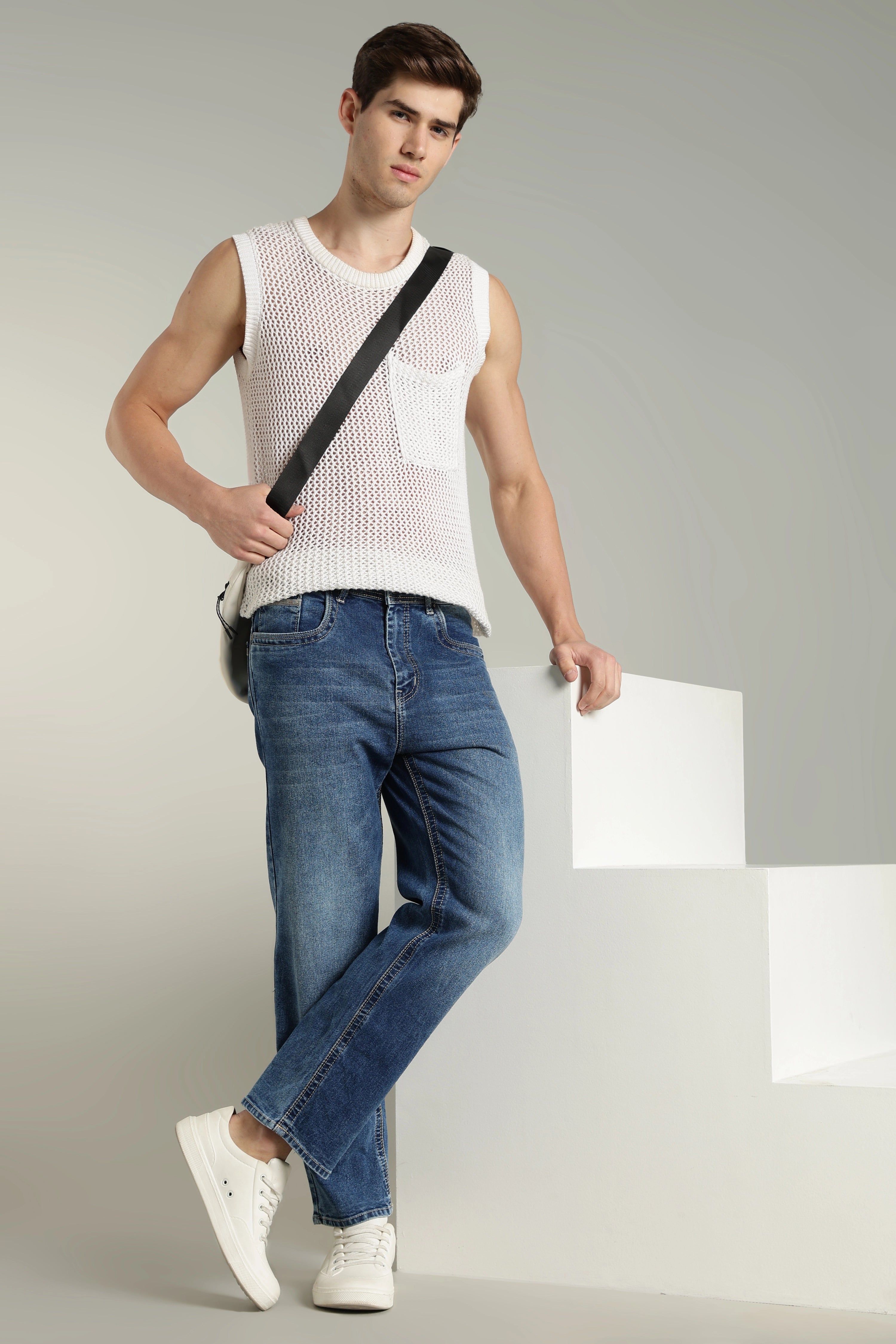 Color Hunt Straight Fit Men Blue Jeans
