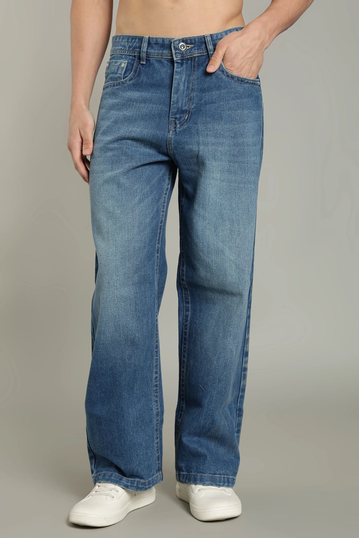 Mid-Wash Baggy Fit Denim Jeans for Men - Color Hunt
