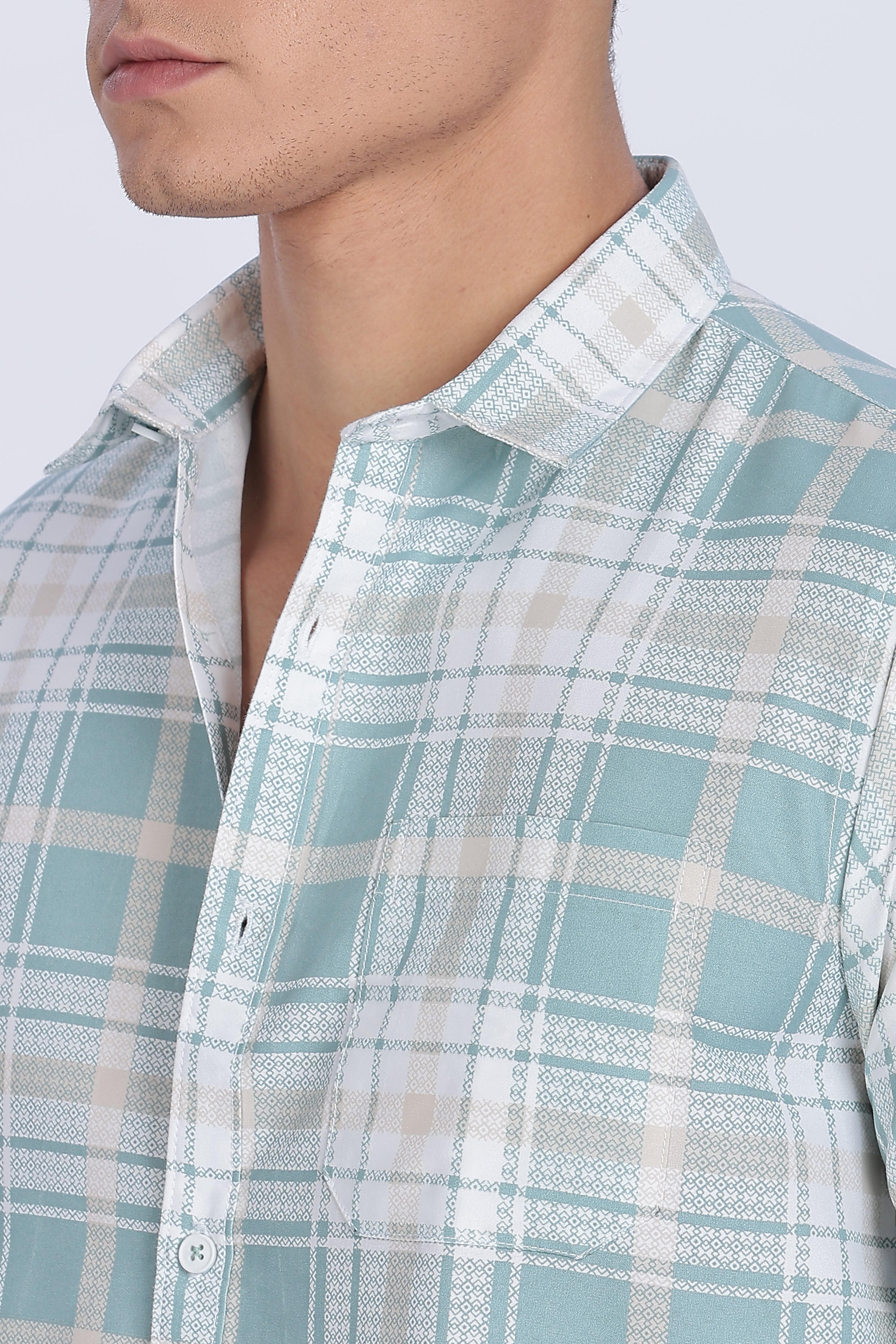 Color Hunt Men's White & Cyan Full Sleeve Cotton Checks Shirt