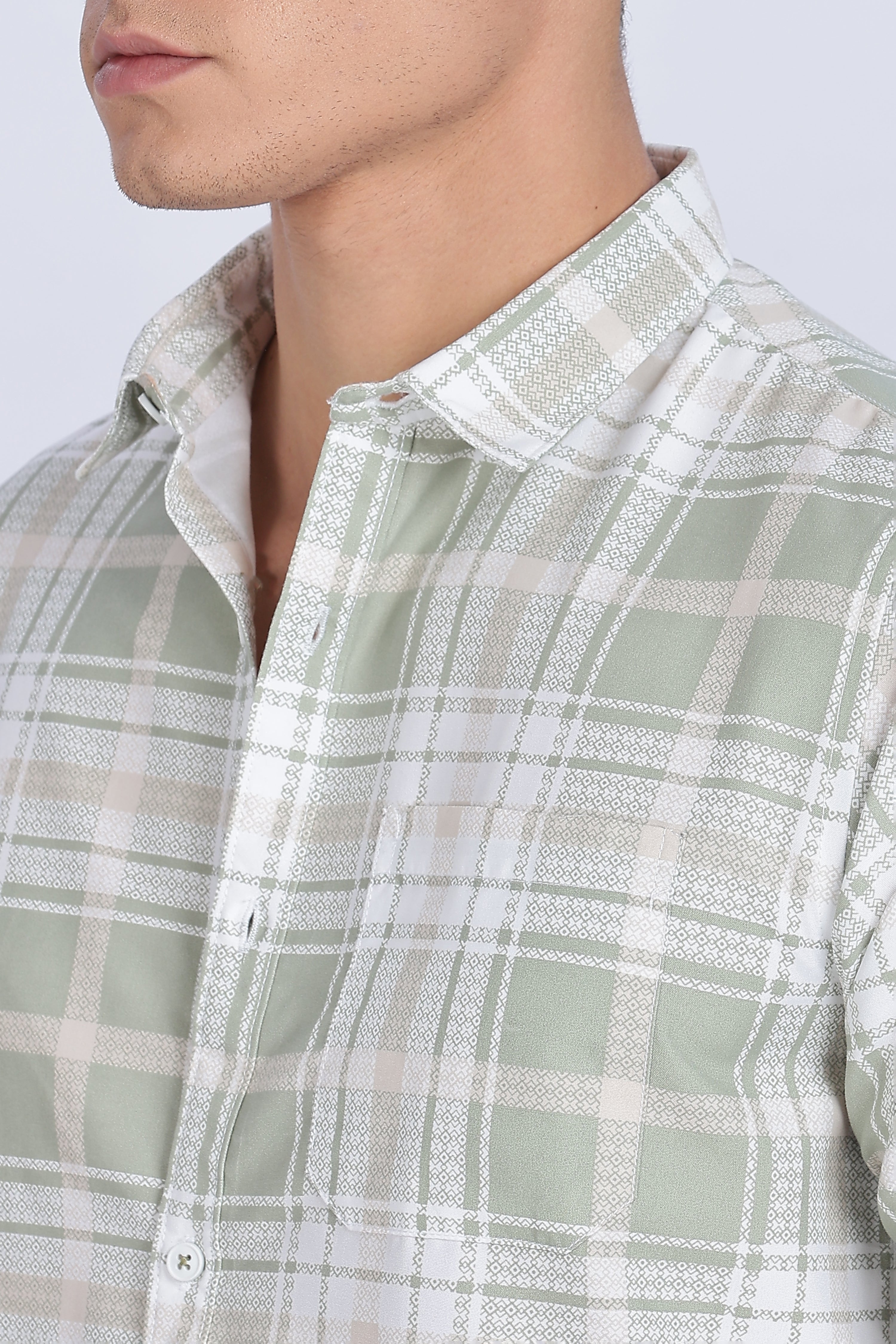 Color Hunt Men's White & Green Full Sleeve Cotton Checkered Shirt