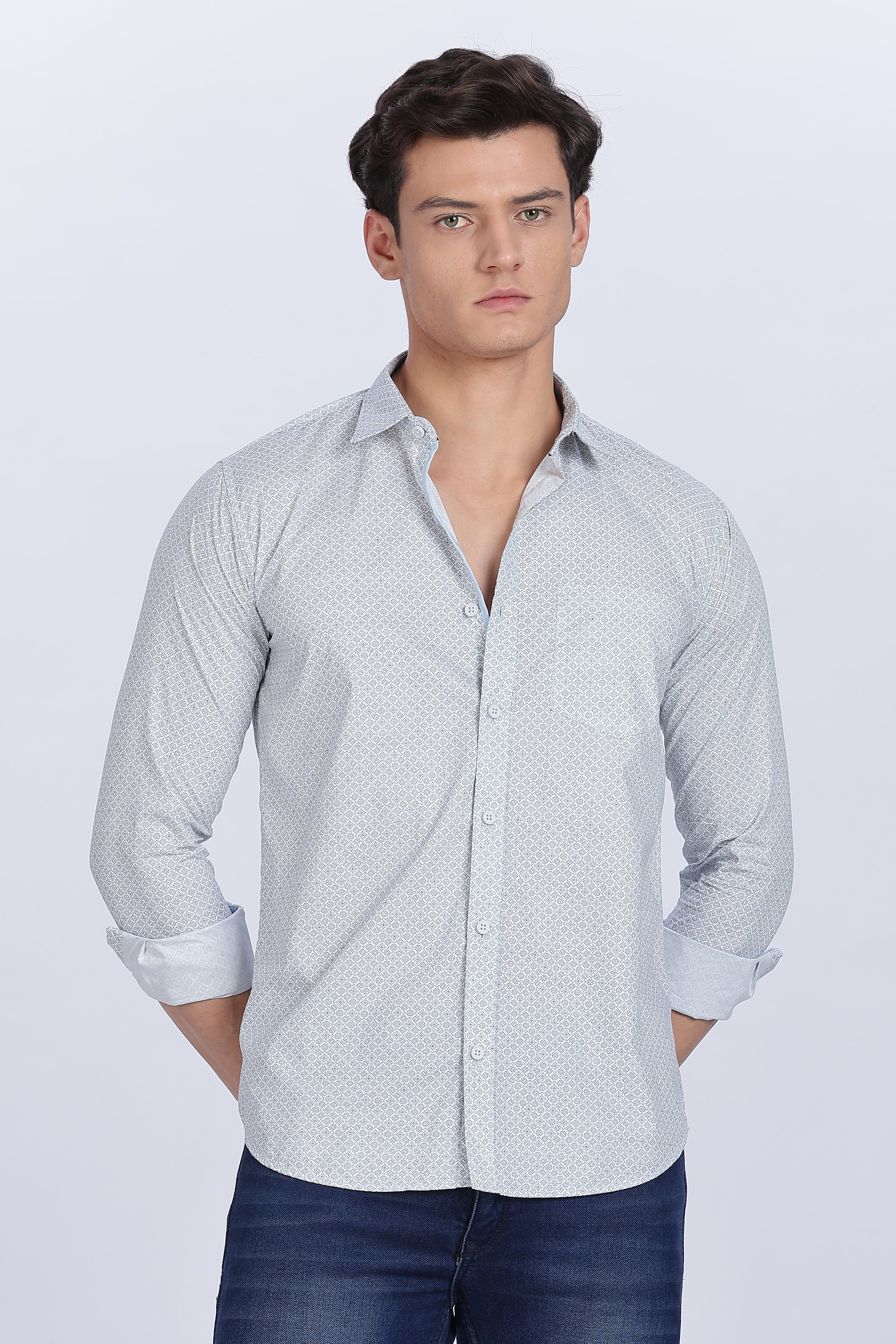 Color Hunt Men's White & Blue Printed Full Sleeve Cotton Shirt