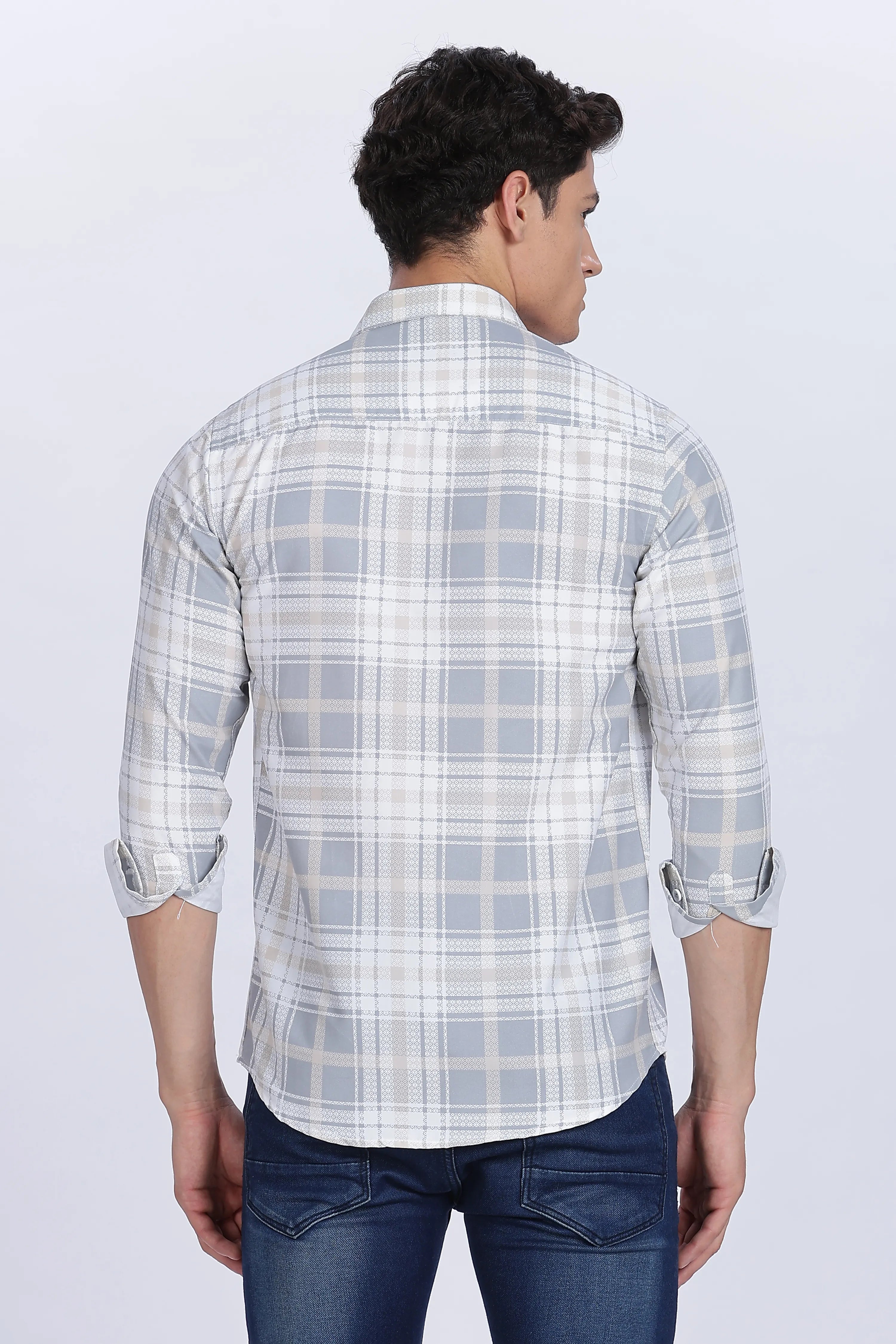 Color Hunt Men's White & Grey Full Sleeve Regular Fit Checked Shirt