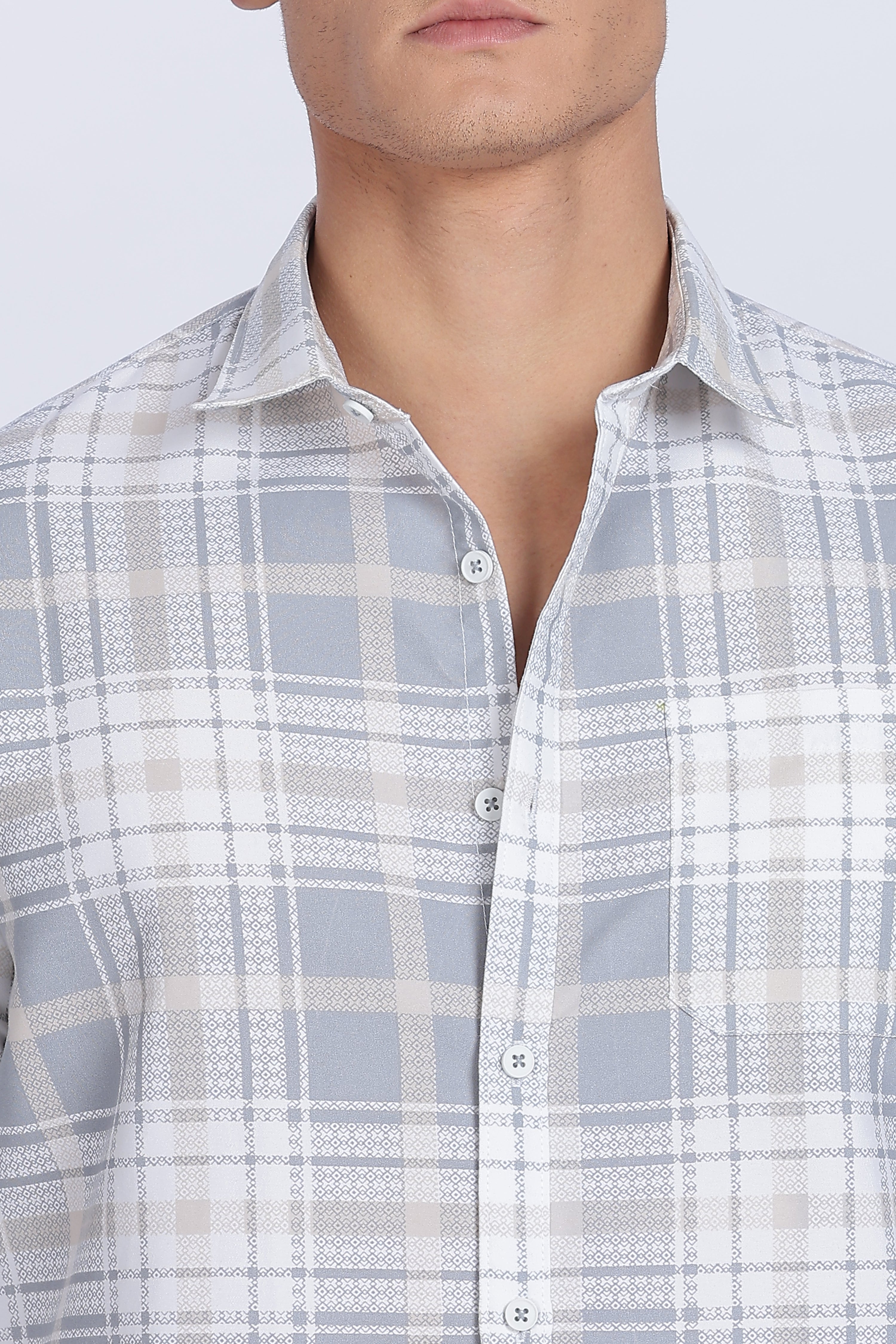 Color Hunt Men's White & Grey Full Sleeve Regular Fit Checked Shirt
