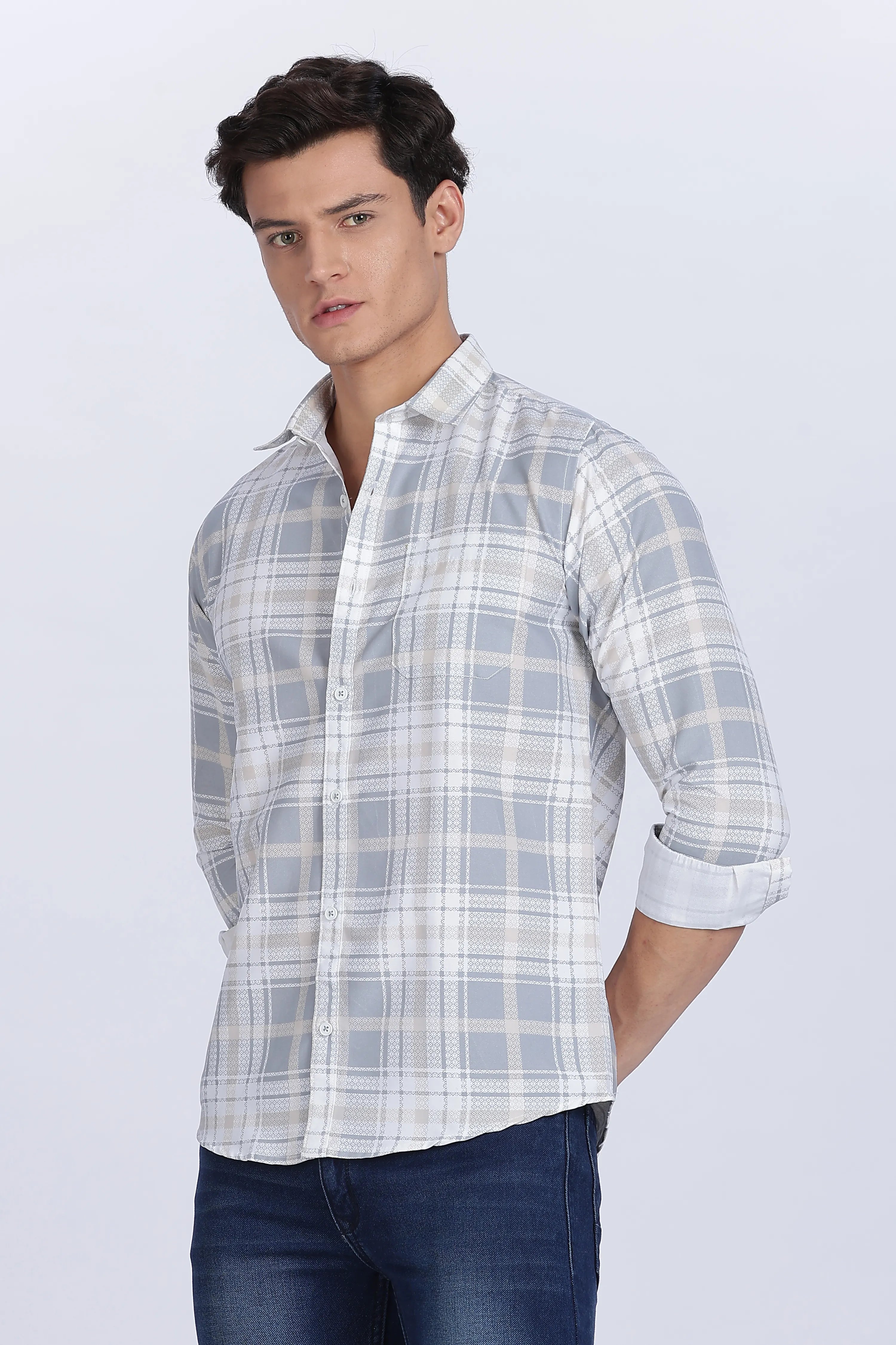 Color Hunt Men's White & Grey Full Sleeve Regular Fit Checked Shirt