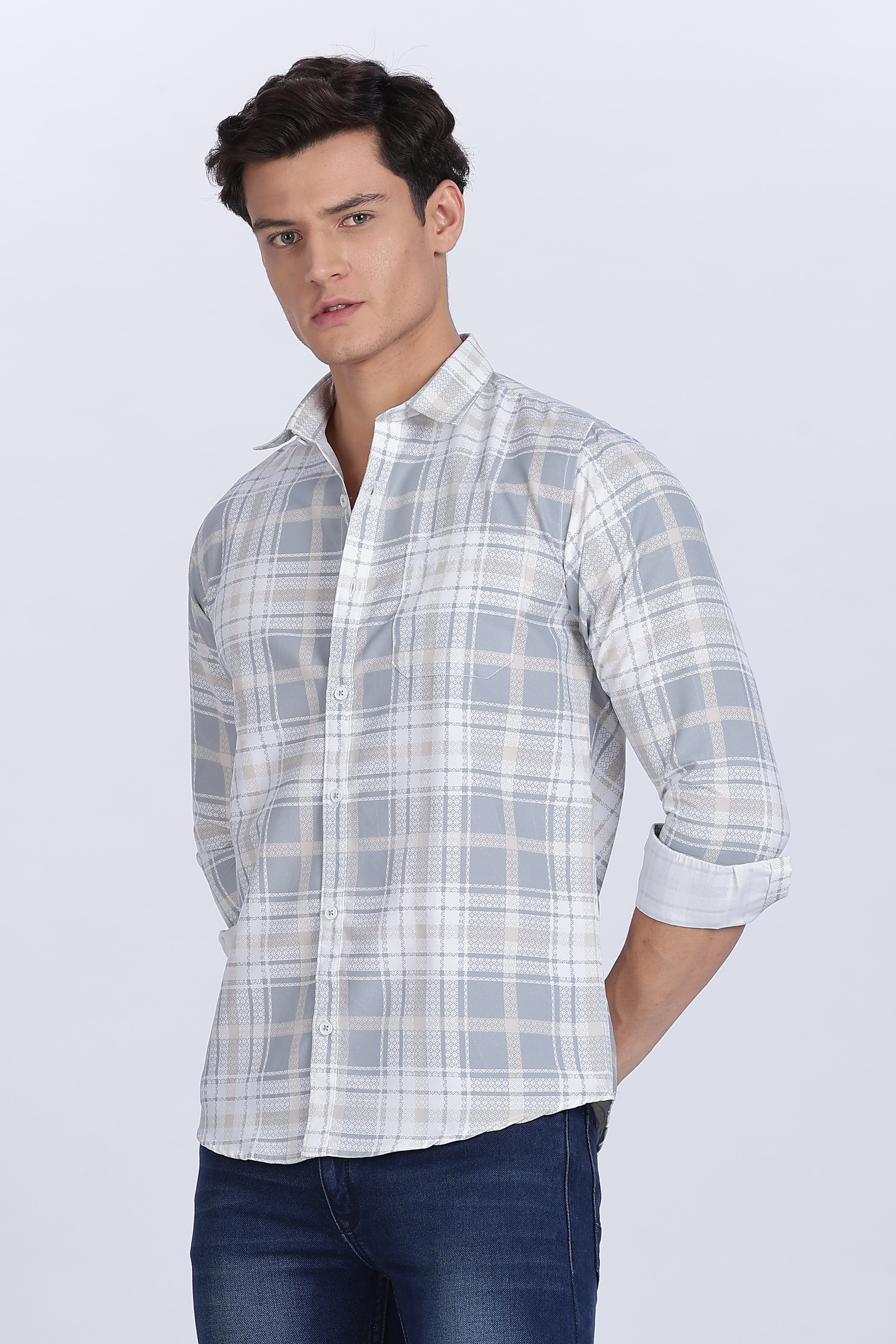 Color Hunt Men's White & Grey Full Sleeve Regular Fit Checked Shirt